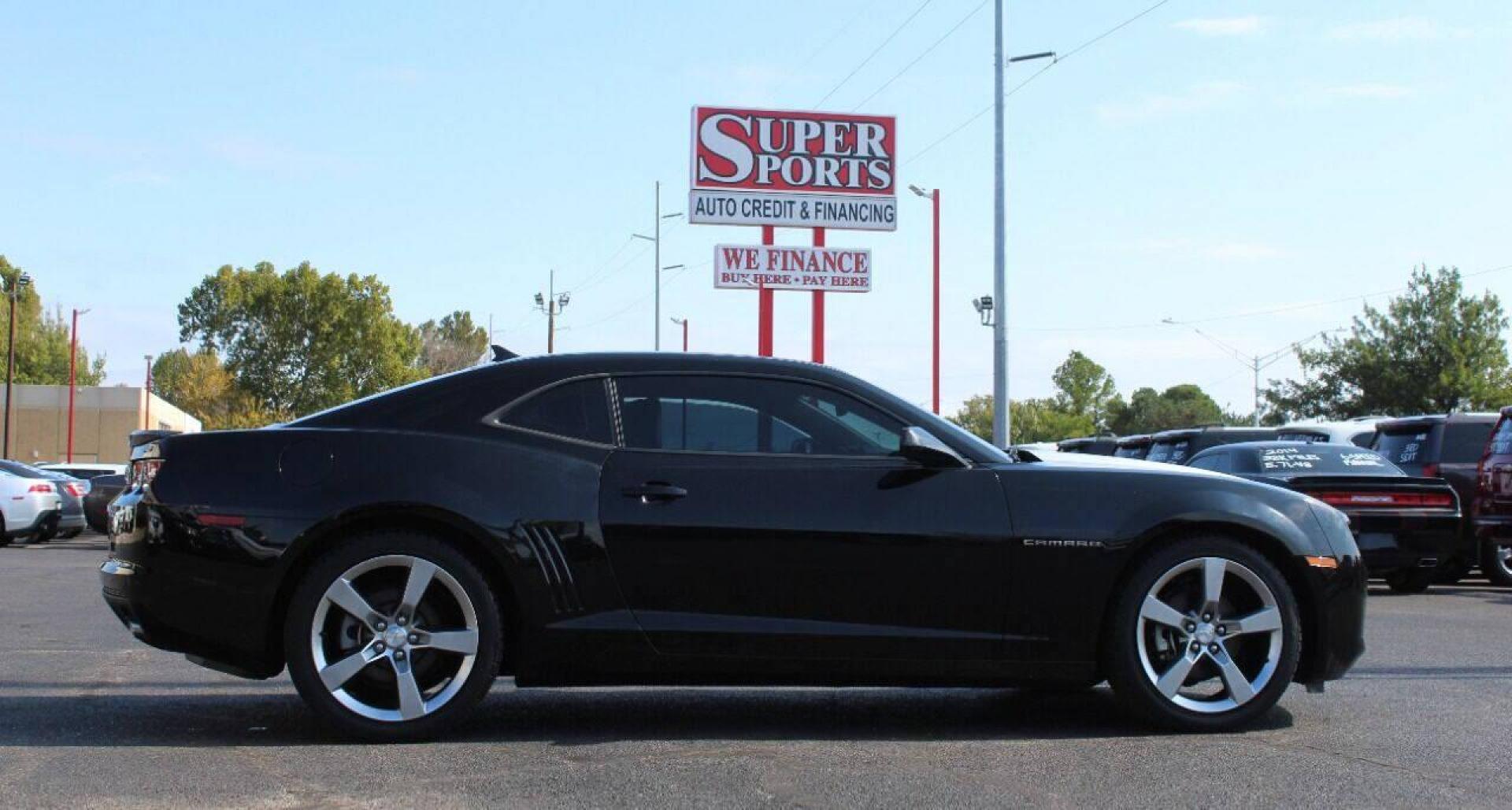 2012 Black Chevrolet Camaro (2G1FG1E39C9) with an 3.6L V6 3.6L V6 engine, Manual 6-Speed transmission, located at 4301 NW 39th , Oklahoma City, OK, 73112, (405) 949-5600, 35.512135, -97.598671 - Photo#3