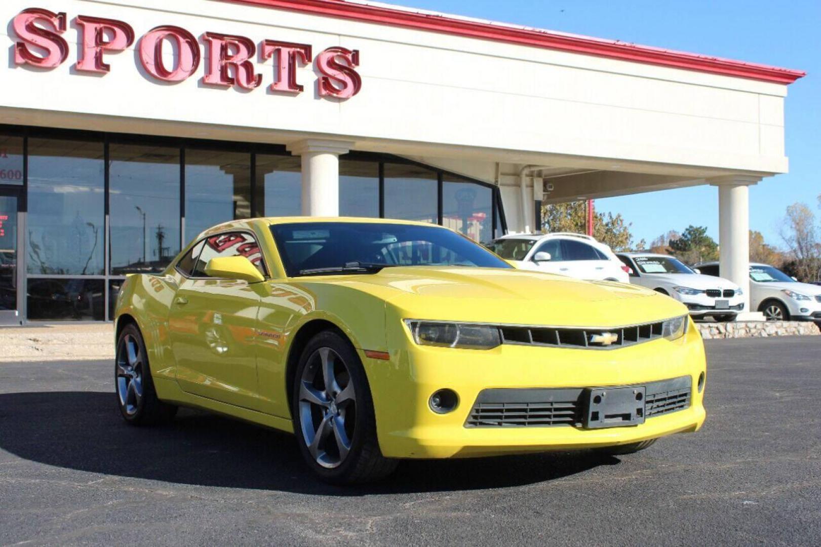 2014 Yellow Chevrolet Camaro Coupe 2LT (2G1FC1E31E9) with an 3.6L V6 DOHC 24V FFV engine, 6-Speed Automatic transmission, located at 4301 NW 39th , Oklahoma City, OK, 73112, (405) 949-5600, 35.512135, -97.598671 - Photo#2