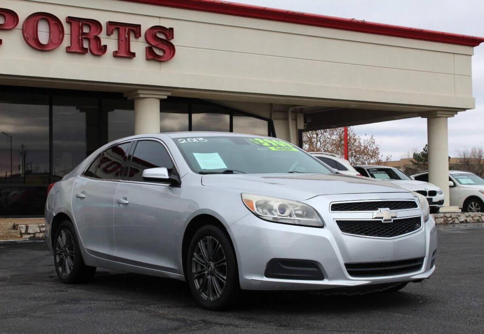 2013 Silver Chevrolet Malibu (1G11D5RR3DF) with an 2.4L I4 2.4L I4 engine, Automatic 6-Speed transmission, located at 4301 NW 39th , Oklahoma City, OK, 73112, (405) 949-5600, 35.512135, -97.598671 - THIS IS A CASH ONLY VEHICLE AND IS NOT ELIGIBLE FOR FINANCING NO DRIVERS LICENCE -0 NO FULL COVERAGE INSURANCE - NO CREDIT CHECK. COME ON OVER TO SUPERSPORTS AND TAKE A LOOK AND TEST DRIVE PLEASE GIVE US A CALL AT (405) 949-5600. NO LICENCIA DE MANEJAR - NO SEGURO DE COBERTURA TOTAL - Photo#2