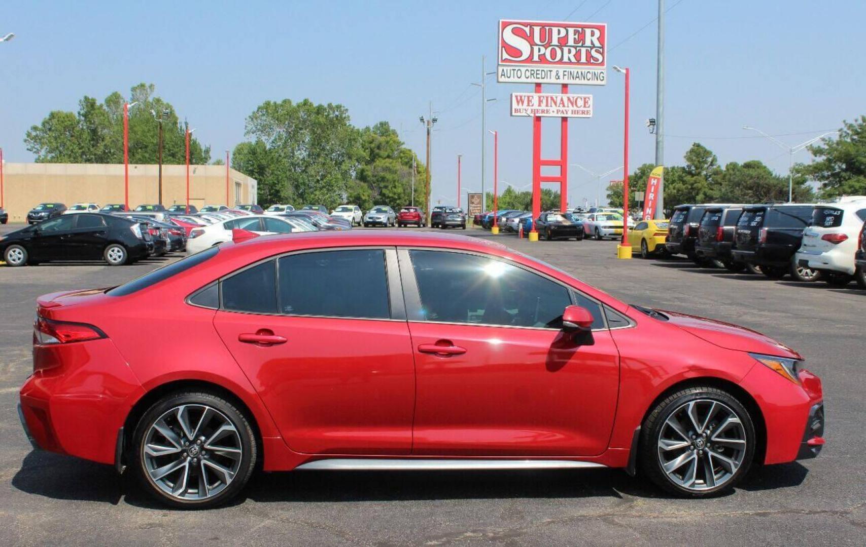 2021 Red Toyota Corolla SE (5YFS4MCE1MP) with an 2.0L L4 DOHC 16V engine, CVT transmission, located at 4301 NW 39th , Oklahoma City, OK, 73112, (405) 949-5600, 35.512135, -97.598671 - NO DRIVERS LICENSE - NO FULL COVERAGE INSURANCE - NO CREDIT CHECK. COME ON OVER TO SUPERSPORTS AND TAKE A LOOK AND TEST DRIVE. PLEASE GIVE US A CALL AT (405) 949-5600. NO LICENCIA DE MANEJAR - NO SEGURO DE COBERTURA TOTAL - NO VERIFICACION DE CREDITO. POR FAVOR VENGAN A SUPERSPORTS, ECH - Photo#3