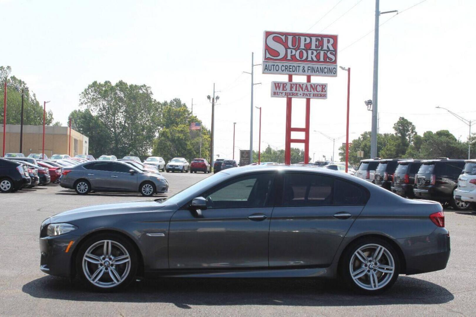 2015 Pewter BMW 5-Series 535i (WBA5B1C53FG) with an 3.0L L6 DOHC 24V engine, 8-Speed Automatic transmission, located at 4301 NW 39th , Oklahoma City, OK, 73112, (405) 949-5600, 35.512135, -97.598671 - NO DRIVERS LICENCE NO-FULL COVERAGE INSURANCE-NO CREDIT CHECK. COME ON OVER TO SUPERSPORTS AND TAKE A LOOK AND TEST DRIVE PLEASE GIVE US A CALL AT (405) 949-5600. NO LICENSIA DE MANEJAR- NO SEGURO DE COBERTURA TOTAL- NO VERIFICACCION DE CREDITO. POR FAVOR VENGAN A SUPERSPORTS, E - Photo#6