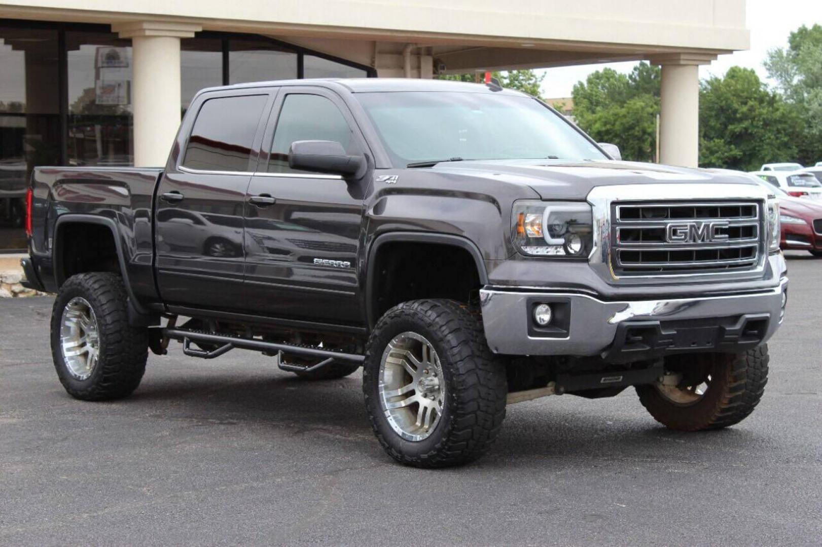 2014 Gray GMC Sierra 1500 SLE Crew Cab 4WD (3GTU2UEC8EG) with an 5.3L V8 OHV 16V engine, 6-Speed Automatic transmission, located at 4301 NW 39th , Oklahoma City, OK, 73112, (405) 949-5600, 35.512135, -97.598671 - NO DRIVERS LICENCE NO-FULL COVERAGE INSURANCE-NO CREDIT CHECK. COME ON OVER TO SUPERSPORTS AND TAKE A LOOK AND TEST DRIVE. PLEASE GIVE US A CALL AT (405) 949-5600. NO LICENSIA DE MANEJAR- NO SEGURO DE COBERTURA TOTAL- NO VERIFICACCION DE CREDITO. POR FAVOR VENGAN A SUPERSPORTS, ECHE UN - Photo#0