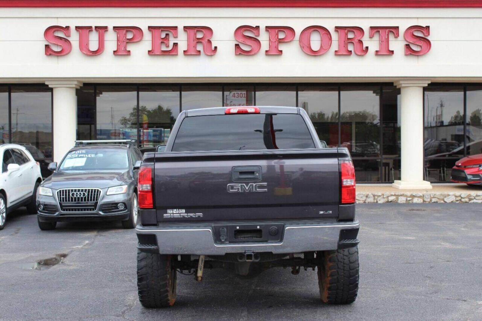 2014 Gray GMC Sierra 1500 SLE Crew Cab 4WD (3GTU2UEC8EG) with an 5.3L V8 OHV 16V engine, 6-Speed Automatic transmission, located at 4301 NW 39th , Oklahoma City, OK, 73112, (405) 949-5600, 35.512135, -97.598671 - NO DRIVERS LICENCE NO-FULL COVERAGE INSURANCE-NO CREDIT CHECK. COME ON OVER TO SUPERSPORTS AND TAKE A LOOK AND TEST DRIVE. PLEASE GIVE US A CALL AT (405) 949-5600. NO LICENSIA DE MANEJAR- NO SEGURO DE COBERTURA TOTAL- NO VERIFICACCION DE CREDITO. POR FAVOR VENGAN A SUPERSPORTS, ECHE UN - Photo#4