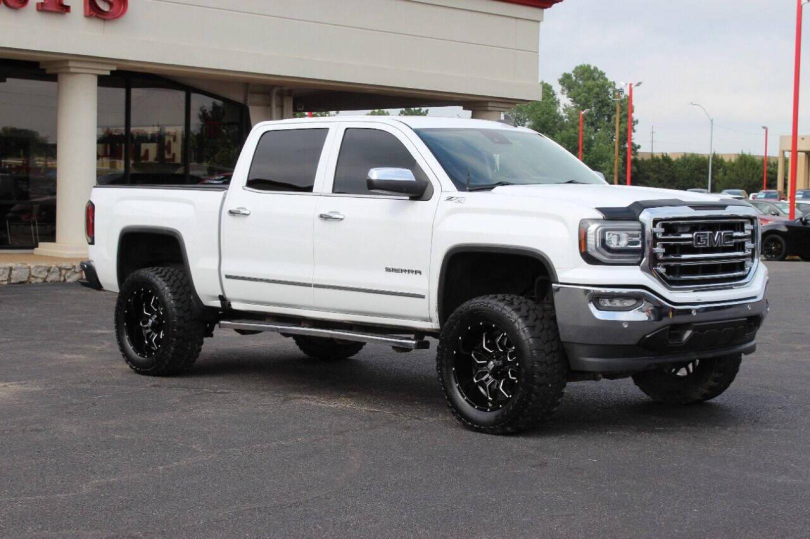 2016 White GMC Sierra 1500 SLT Crew Cab Long Box 4WD (3GTU2NEC6GG) with an 5.3L V8 OHV 16V engine, 6A transmission, located at 4301 NW 39th , Oklahoma City, OK, 73112, (405) 949-5600, 35.512135, -97.598671 - NO DRIVERS LICENCE NO-FULL COVERAGE INSURANCE-NO CREDIT CHECK. COME ON OVER TO SUPERSPORTS AND TAKE A LOOK AND TEST DRIVE. PLEASE GIVE US A CALL AT (405) 949-5600. NO LICENSIA DE MANEJAR- NO SEGURO DE COBERTURA TOTAL- NO VERIFICACCION DE CREDITO. POR FAVOR VENGAN A SUPERSPORTS, ECHE UN - Photo#0