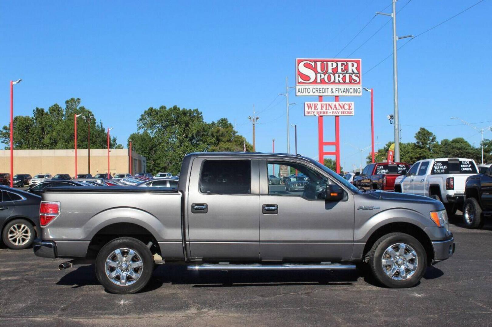 2013 Gray Ford F-150 FX2 SuperCrew 5.5-ft. Bed 2WD (1FTFW1CF4DK) with an 5.0L V8 engine, 6-Speed Automatic transmission, located at 4301 NW 39th , Oklahoma City, OK, 73112, (405) 949-5600, 35.512135, -97.598671 - NO DRIVERS LICENCE NO-FULL COVERAGE INSURANCE-NO CREDIT CHECK. COME ON OVER TO SUPERSPORTS AND TAKE A LOOK AND TEST DRIVE. PLEASE GIVE US A CALL AT (405) 949-5600. NO LICENSIA DE MANEJAR- NO SEGURO DE COBERTURA TOTAL- NO VERIFICACCION DE CREDITO. POR FAVOR VENGAN A SUPERSPORTS, ECHE UN - Photo#3