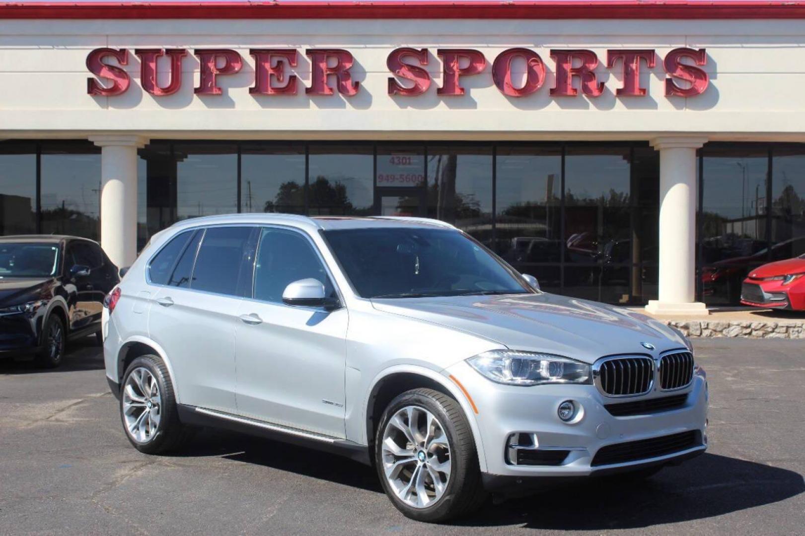 2017 Gray BMW X5 sDrive35i (5UXKR2C39H0) with an 3.0L L6 DOHC 24V engine, 8A transmission, located at 4301 NW 39th , Oklahoma City, OK, 73112, (405) 949-5600, 35.512135, -97.598671 - NO DRIVERS LICENCE NO-FULL COVERAGE INSURANCE-NO CREDIT CHECK. COME ON OVER TO SUPERSPORTS AND TAKE A LOOK AND TEST DRIVE. PLEASE GIVE US A CALL AT (405) 949-5600. NO LICENSIA DE MANEJAR- NO SEGURO DE COBERTURA TOTAL- NO VERIFICACCION DE CREDITO. POR FAVOR VENGAN A SUPERSPORTS, ECHE UN - Photo#0