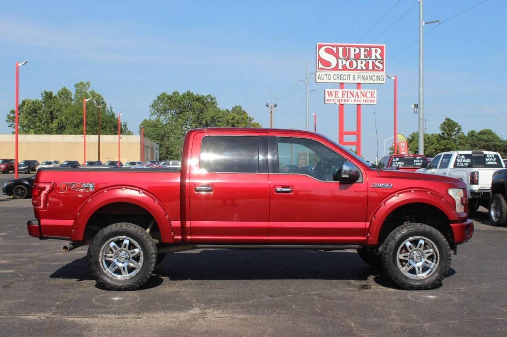 2016 Red Ford F-150 XLT SuperCrew 6.5-ft. Bed 4WD (1FTEW1EF6GF) with an 5.0L V8 engine, 6A transmission, located at 4301 NW 39th , Oklahoma City, OK, 73112, (405) 949-5600, 35.512135, -97.598671 - NO DRIVERS LICENCE NO-FULL COVERAGE INSURANCE-NO CREDIT CHECK. COME ON OVER TO SUPERSPORTS AND TAKE A LOOK AND TEST DRIVE. PLEASE GIVE US A CALL AT (405) 949-5600. NO LICENSIA DE MANEJAR- NO SEGURO DE COBERTURA TOTAL- NO VERIFICACCION DE CREDITO. POR FAVOR VENGAN A SUPERSPORTS, ECHE UN - Photo#3