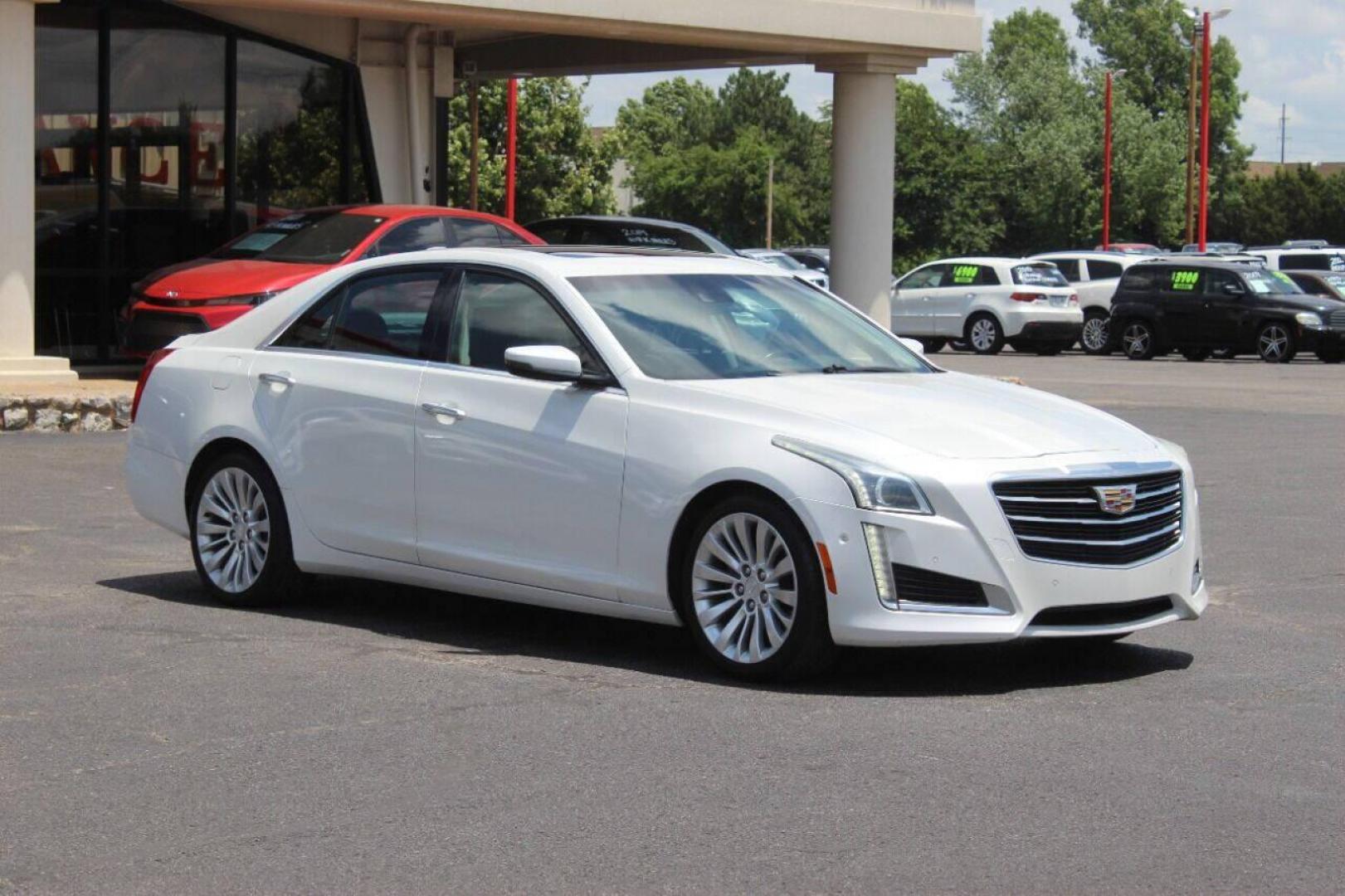 2015 White Cadillac CTS 3.6L Performance RWD (1G6AS5S36F0) with an 3.6L V6 DOHC 24V engine, 8A transmission, located at 4301 NW 39th , Oklahoma City, OK, 73112, (405) 949-5600, 35.512135, -97.598671 - NO DRIVERS LICENCE NO-FULL COVERAGE INSURANCE-NO CREDIT CHECK. COME ON OVER TO SUPERSPORTS AND TAKE A LOOK AND TEST DRIVE. PLEASE GIVE US A CALL AT (405) 949-5600. NO LICENSIA DE MANEJAR- NO SEGURO DE COBERTURA TOTAL- NO VERIFICACCION DE CREDITO. POR FAVOR VENGAN A SUPERSPORTS, ECHE UN - Photo#2