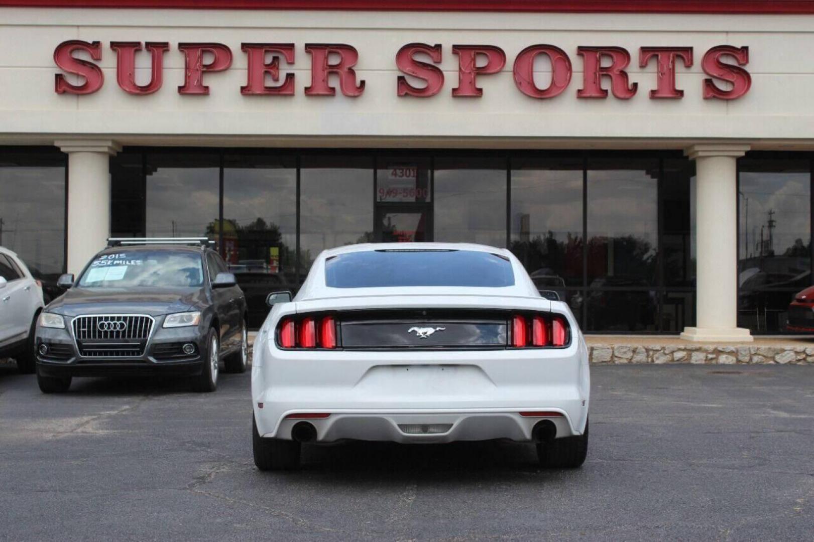 2017 White Ford Mustang EcoBoost Coupe (1FA6P8TH1H5) with an 2.3L L4 DOHC 16V engine, Automatic 6-Speed transmission, located at 4301 NW 39th , Oklahoma City, OK, 73112, (405) 949-5600, 35.512135, -97.598671 - NO DRIVERS LICENCE NO-FULL COVERAGE INSURANCE-NO CREDIT CHECK. COME ON OVER TO SUPERSPORTS AND TAKE A LOOK AND TEST DRIVE. PLEASE GIVE US A CALL AT (405) 949-5600. NO LICENSIA DE MANEJAR- NO SEGURO DE COBERTURA TOTAL- NO VERIFICACCION DE CREDITO. POR FAVOR VENGAN A SUPERSPORTS, ECHE UN - Photo#4