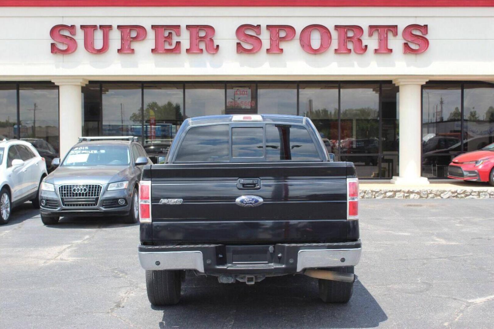 2014 Black Ford F-150 Platinum SuperCrew 6.5-ft. Bed 2WD (1FTFW1CT5EK) with an 3.5L V6 TURBO engine, 6-Speed Automatic transmission, located at 4301 NW 39th , Oklahoma City, OK, 73112, (405) 949-5600, 35.512135, -97.598671 - NO DRIVERS LICENCE NO-FULL COVERAGE INSURANCE-NO CREDIT CHECK. COME ON OVER TO SUPERSPORTS AND TAKE A LOOK AND TEST DRIVE. PLEASE GIVE US A CALL AT (405) 949-5600. NO LICENSIA DE MANEJAR- NO SEGURO DE COBERTURA TOTAL- NO VERIFICACCION DE CREDITO. POR FAVOR VENGAN A SUPERSPORTS, ECHE UN - Photo#4