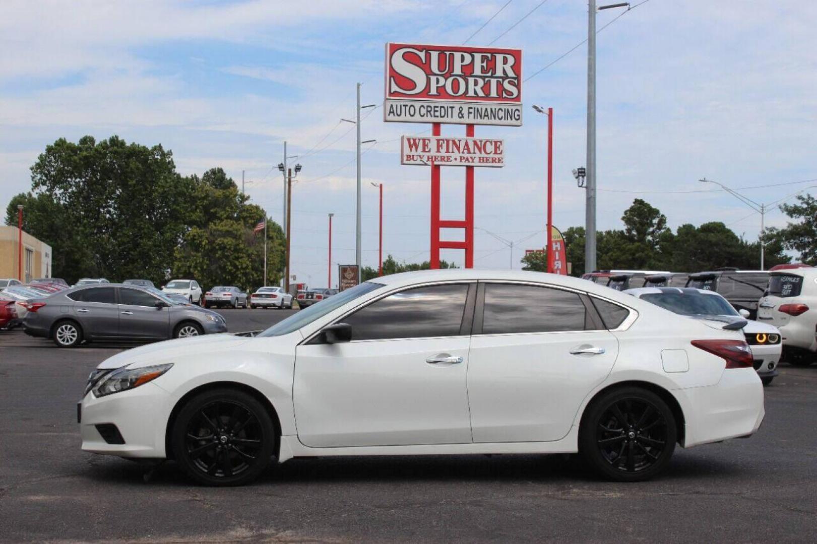 2017 White Nissan Altima 2.5 S (1N4AL3AP7HN) with an 2.5L L4 DOHC 16V engine, CVT transmission, located at 4301 NW 39th , Oklahoma City, OK, 73112, (405) 949-5600, 35.512135, -97.598671 - Photo#6