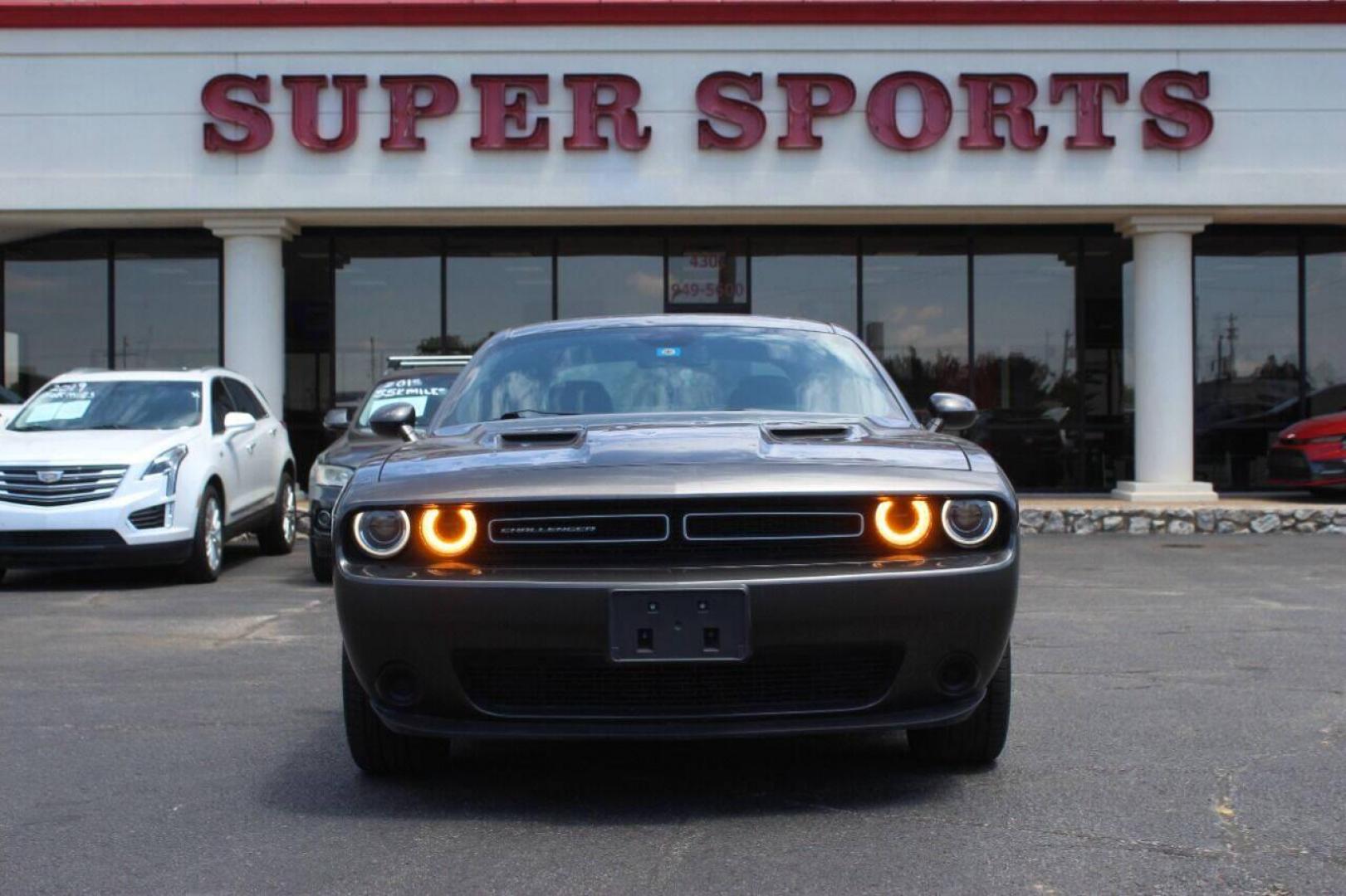 2019 Gray Dodge Challenger SXT (2C3CDZAG8KH) with an 3.6L V6 DOHC 24V engine, 8A transmission, located at 4301 NW 39th , Oklahoma City, OK, 73112, (405) 949-5600, 35.512135, -97.598671 - NO DRIVERS LICENCE NO-FULL COVERAGE INSURANCE-NO CREDIT CHECK. COME ON OVER TO SUPERSPORTS AND TAKE A LOOK AND TEST DRIVE. PLEASE GIVE US A CALL AT (405) 949-5600. NO LICENSIA DE MANEJAR- NO SEGURO DE COBERTURA TOTAL- NO VERIFICACCION DE CREDITO. POR FAVOR VENGAN A SUPERSPORTS, ECHE UN - Photo#0