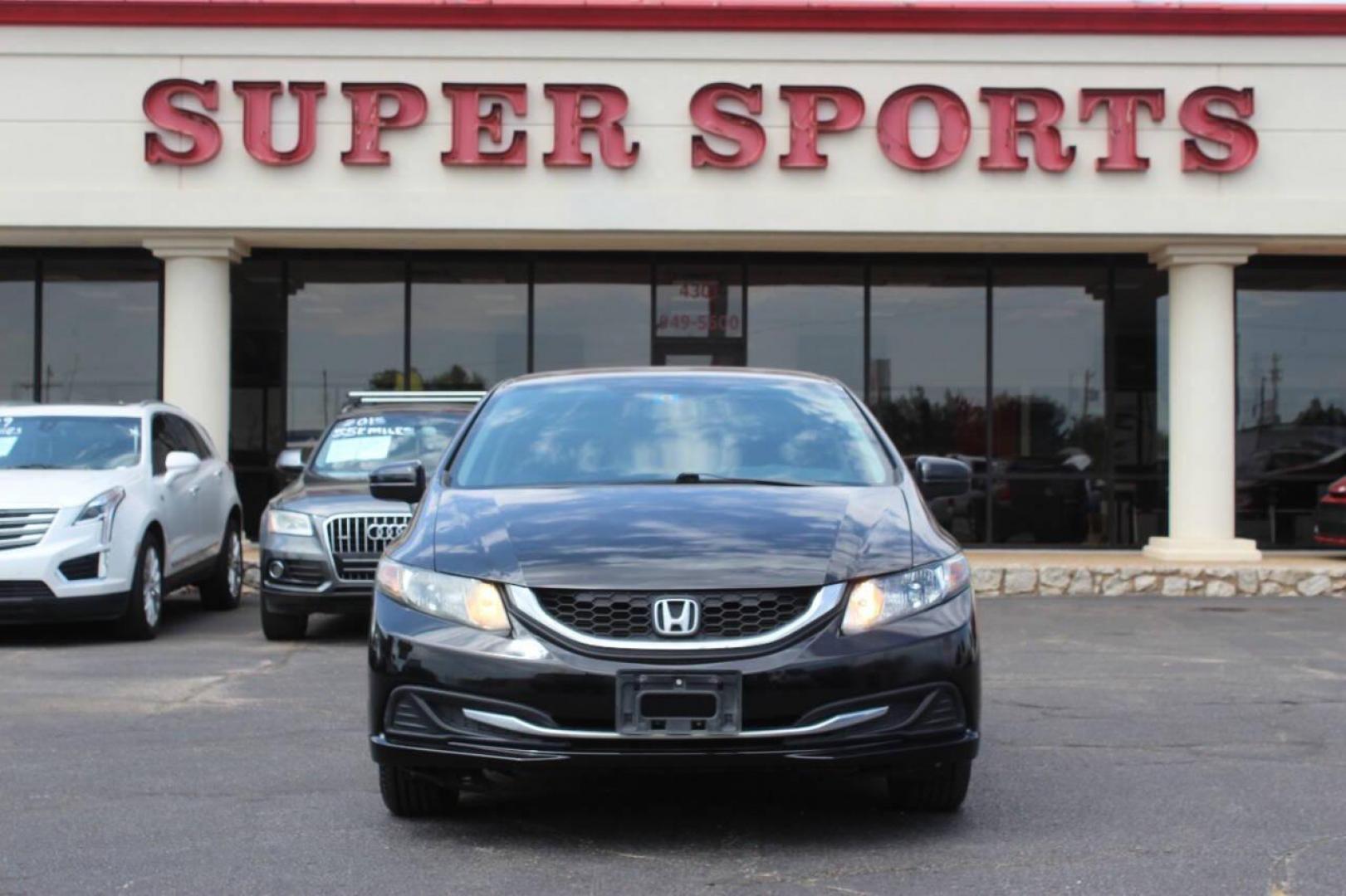 2014 Black Honda Civic LX Sedan CVT (19XFB2F57EE) with an 1.8L L4 SOHC 16V engine, Continuously Variable Transmission transmission, located at 4301 NW 39th , Oklahoma City, OK, 73112, (405) 949-5600, 35.512135, -97.598671 - NO DRIVERS LICENCE NO-FULL COVERAGE INSURANCE-NO CREDIT CHECK. COME ON OVER TO SUPERSPORTS AND TAKE A LOOK AND TEST DRIVE. PLEASE GIVE US A CALL AT (405) 949-5600. NO LICENSIA DE MANEJAR- NO SEGURO DE COBERTURA TOTAL- NO VERIFICACCION DE CREDITO. POR FAVOR VENGAN A SUPERSPORTS, ECHE UN - Photo#2