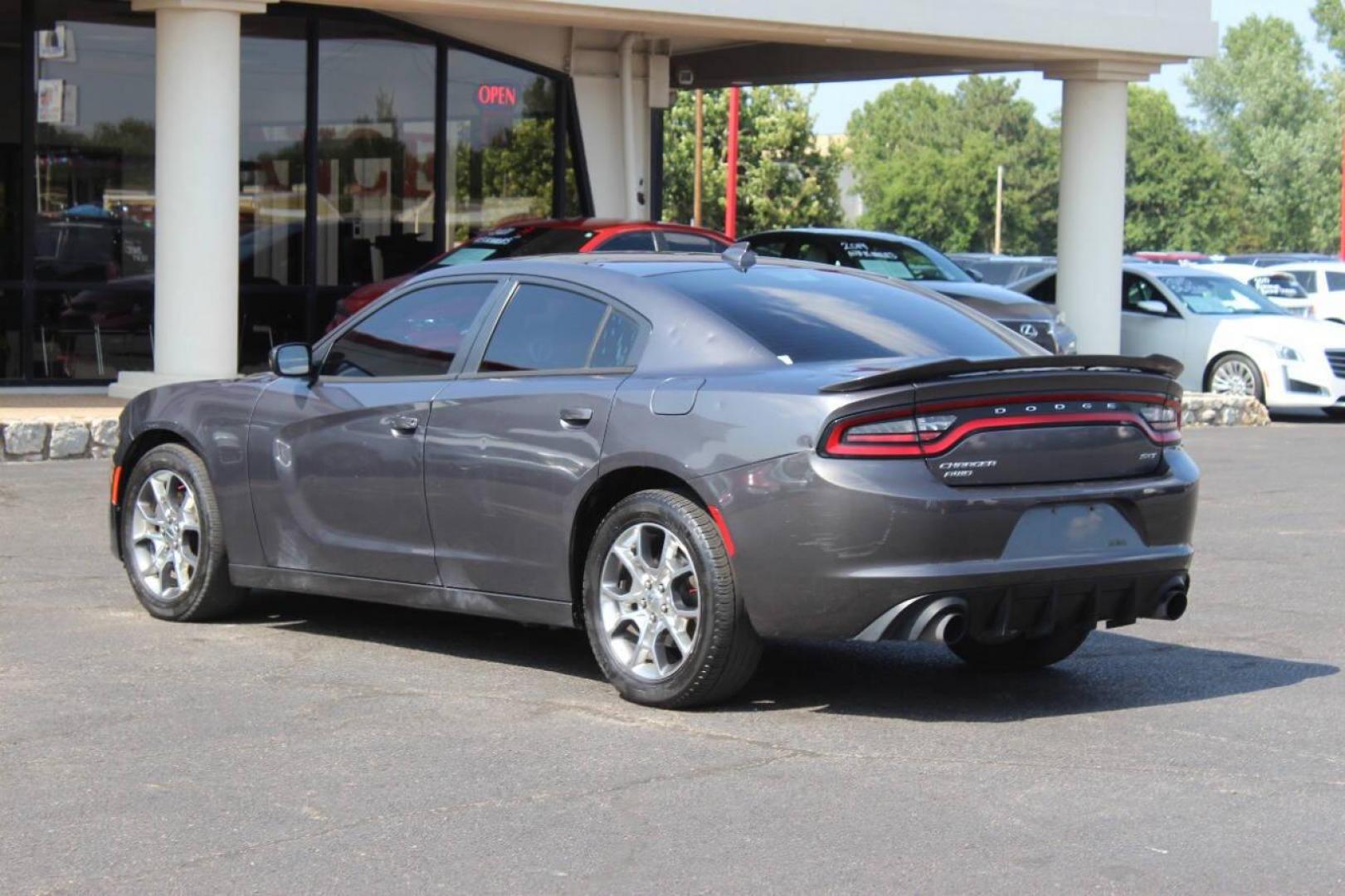 2016 Gray Dodge Charger SXT AWD (2C3CDXJG4GH) with an 3.6L V6 DOHC 24V engine, 8A transmission, located at 4301 NW 39th , Oklahoma City, OK, 73112, (405) 949-5600, 35.512135, -97.598671 - Photo#5