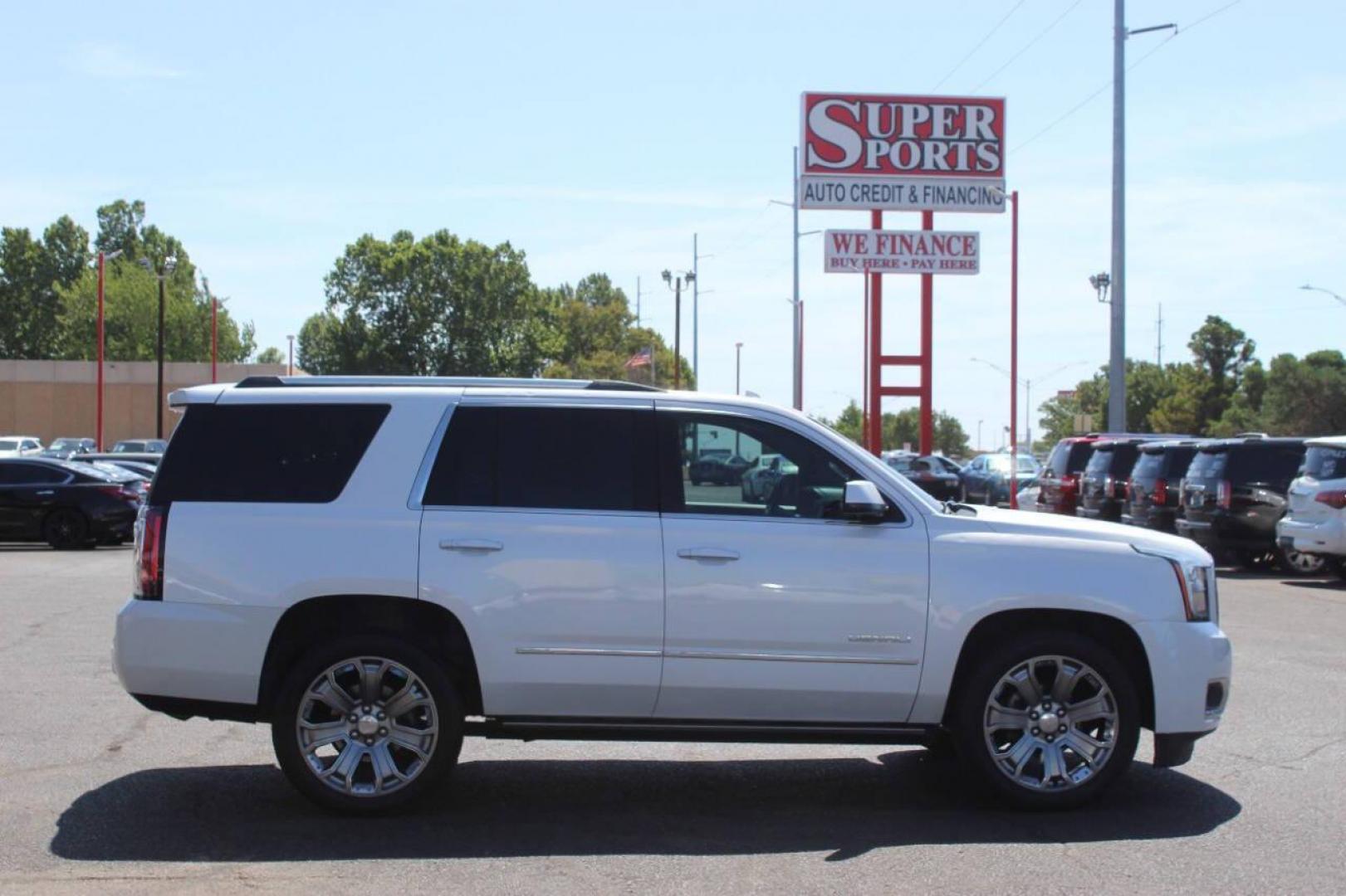 2016 White GMC Yukon Denali 4WD (1GKS2CKJ8GR) with an 6.2L V8 OHV 16V engine, 6A transmission, located at 4301 NW 39th , Oklahoma City, OK, 73112, (405) 949-5600, 35.512135, -97.598671 - NO DRIVERS LICENCE NO-FULL COVERAGE INSURANCE-NO CREDIT CHECK. COME ON OVER TO SUPERSPORTS AND TAKE A LOOK AND TEST DRIVE. PLEASE GIVE US A CALL AT (405) 949-5600. NO LICENSIA DE MANEJAR- NO SEGURO DE COBERTURA TOTAL- NO VERIFICACCION DE CREDITO. POR FAVOR VENGAN A SUPERSPORTS, ECHE UN - Photo#3