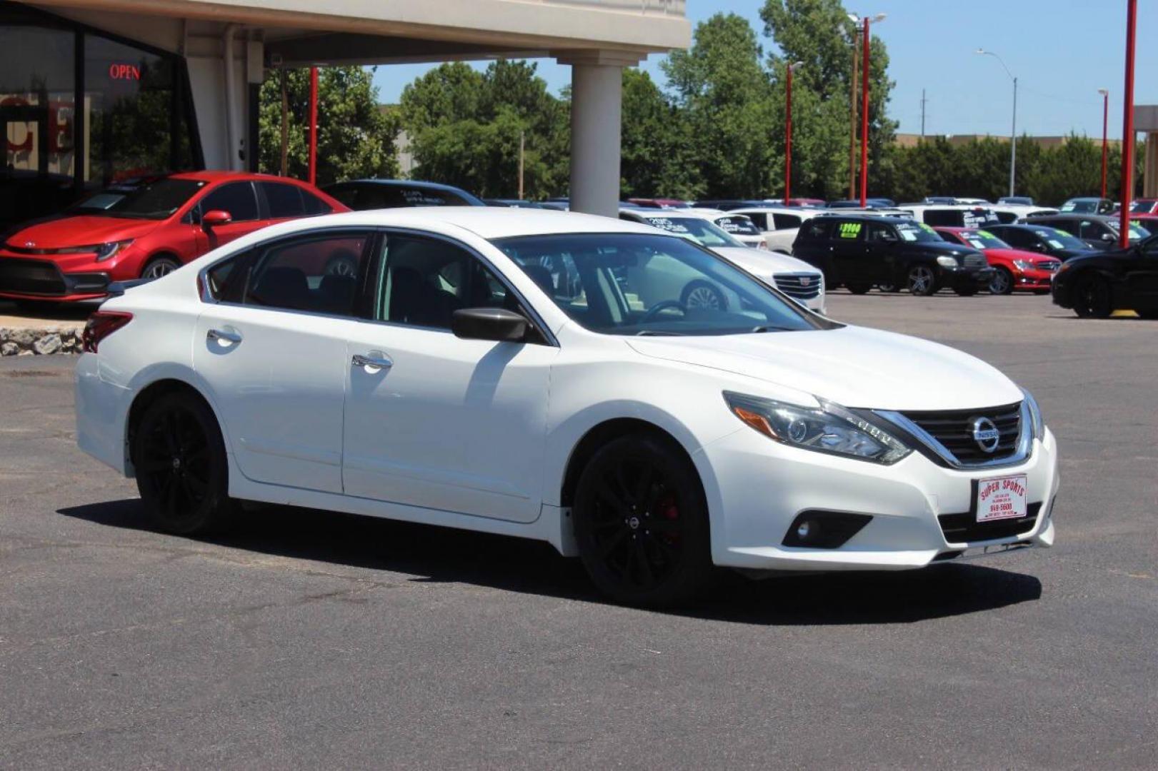 2017 White Nissan Altima 2.5 S (1N4AL3AP5HN) with an 2.5L L4 DOHC 16V engine, CVT transmission, located at 4301 NW 39th , Oklahoma City, OK, 73112, (405) 949-5600, 35.512135, -97.598671 - NO DRIVERS LICENCE NO-FULL COVERAGE INSURANCE-NO CREDIT CHECK. COME ON OVER TO SUPERSPORTS AND TAKE A LOOK AND TEST DRIVE. PLEASE GIVE US A CALL AT (405) 949-5600. NO LICENSIA DE MANEJAR- NO SEGURO DE COBERTURA TOTAL- NO VERIFICACCION DE CREDITO. POR FAVOR VENGAN A SUPERSPORTS, ECHE UN - Photo#0