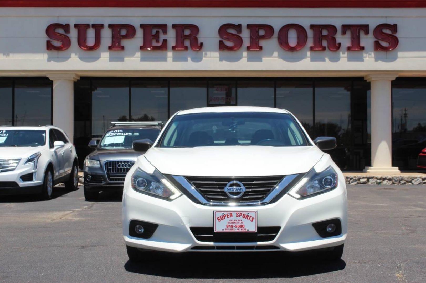 2017 White Nissan Altima 2.5 S (1N4AL3AP5HN) with an 2.5L L4 DOHC 16V engine, CVT transmission, located at 4301 NW 39th , Oklahoma City, OK, 73112, (405) 949-5600, 35.512135, -97.598671 - NO DRIVERS LICENCE NO-FULL COVERAGE INSURANCE-NO CREDIT CHECK. COME ON OVER TO SUPERSPORTS AND TAKE A LOOK AND TEST DRIVE. PLEASE GIVE US A CALL AT (405) 949-5600. NO LICENSIA DE MANEJAR- NO SEGURO DE COBERTURA TOTAL- NO VERIFICACCION DE CREDITO. POR FAVOR VENGAN A SUPERSPORTS, ECHE UN - Photo#2