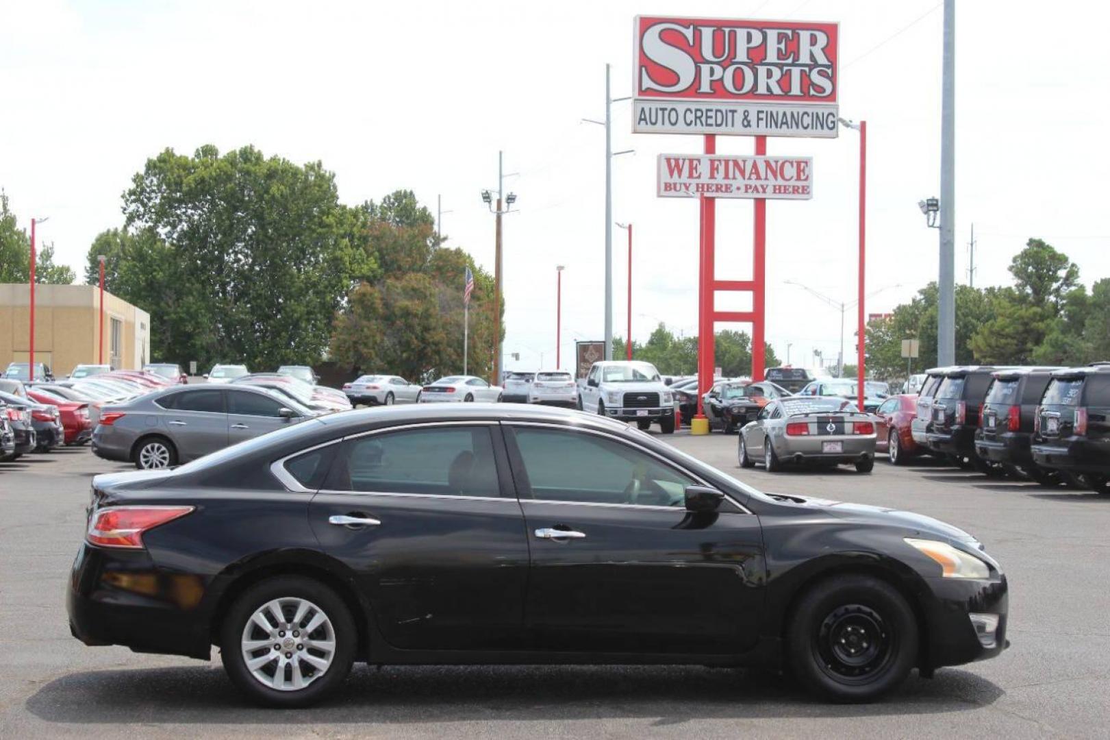 2013 Black Nissan Altima 2.5 S (1N4AL3AP2DN) with an 2.5L L4 DOHC 16V engine, CVT transmission, located at 4301 NW 39th , Oklahoma City, OK, 73112, (405) 949-5600, 35.512135, -97.598671 - NO DRIVERS LICENCE NO-FULL COVERAGE INSURANCE-NO CREDIT CHECK. COME ON OVER TO SUPERSPORTS AND TAKE A LOOK AND TEST DRIVE PLEASE GIVE US A CALL AT (405) 949-5600. NO LICENSIA DE MANEJAR- NO SEGURO DE COBERTURA TOTAL- NO VERIFICACCION DE CREDITO. POR FAVOR VENGAN A SUPERSPORTS, E - Photo#4