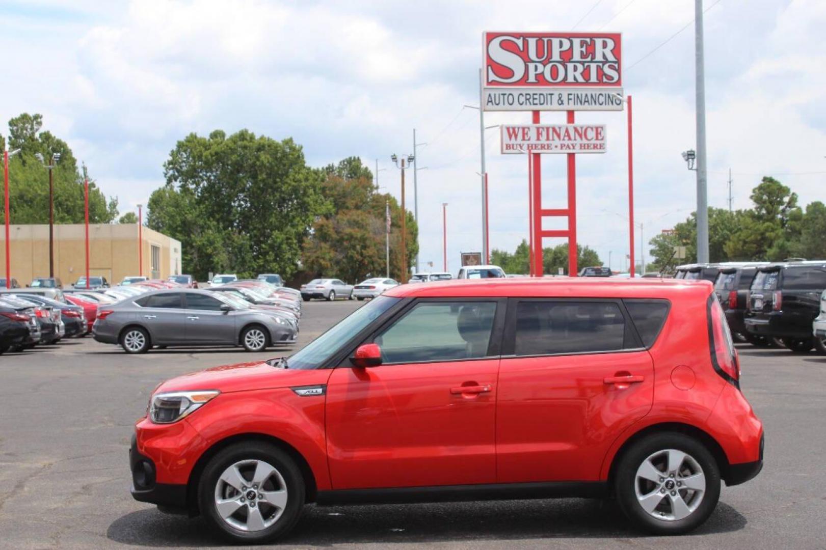 2019 Red Kia Soul Base 6M (KNDJN2A22K7) with an 1.6L L4 DOHC 16V engine, 6M transmission, located at 4301 NW 39th , Oklahoma City, OK, 73112, (405) 949-5600, 35.512135, -97.598671 - NO DRIVERS LICENCE NO-FULL COVERAGE INSURANCE-NO CREDIT CHECK. COME ON OVER TO SUPERSPORTS AND TAKE A LOOK AND TEST DRIVE. PLEASE GIVE US A CALL AT (405) 949-5600. NO LICENSIA DE MANEJAR- NO SEGURO DE COBERTURA TOTAL- NO VERIFICACCION DE CREDITO. POR FAVOR VENGAN A SUPERSPORTS, ECHE UN - Photo#6