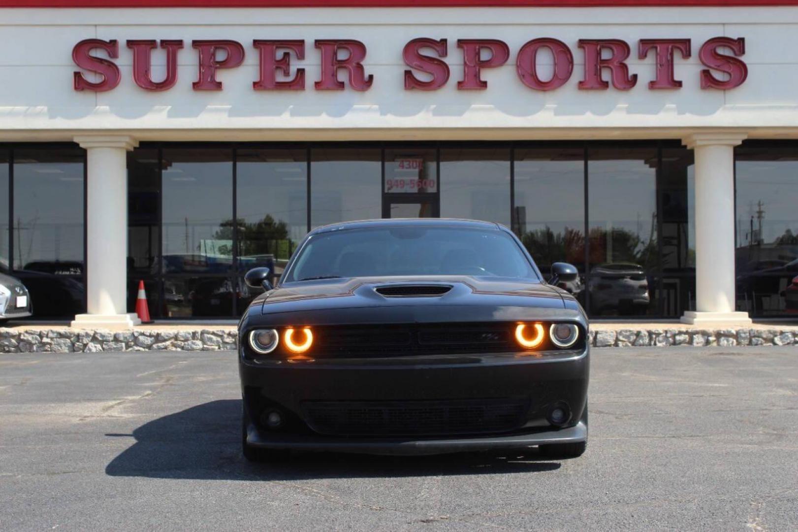 2019 Black Dodge Challenger R/T Plus (2C3CDZBT1KH) with an 5.7L V8 OHV 16V engine, 6A transmission, located at 4301 NW 39th , Oklahoma City, OK, 73112, (405) 949-5600, 35.512135, -97.598671 - NO DRIVERS LICENCE NO-FULL COVERAGE INSURANCE-NO CREDIT CHECK. COME ON OVER TO SUPERSPORTS AND TAKE A LOOK AND TEST DRIVE. PLEASE GIVE US A CALL AT (405) 949-5600. NO LICENSIA DE MANEJAR- NO SEGURO DE COBERTURA TOTAL- NO VERIFICACCION DE CREDITO. POR FAVOR VENGAN A SUPERSPORTS, ECHE UN - Photo#0