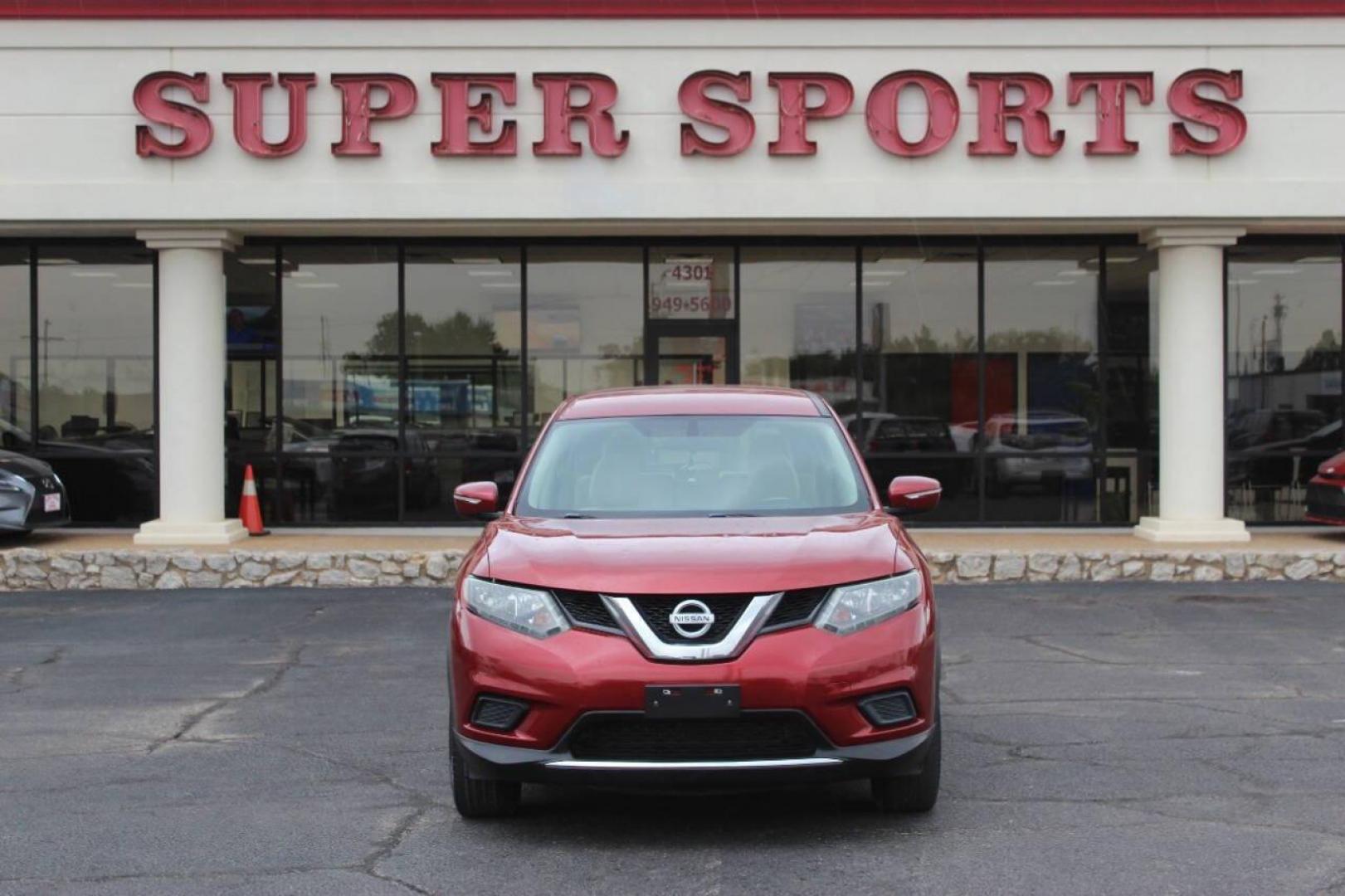 2014 Maroon Nissan Rogue S AWD (5N1AT2MV0EC) with an 2.5L L4 DOHC 16V engine, Continuously Variable Transmission transmission, located at 4301 NW 39th , Oklahoma City, OK, 73112, (405) 949-5600, 35.512135, -97.598671 - NO DRIVERS LICENCE NO-FULL COVERAGE INSURANCE-NO CREDIT CHECK. COME ON OVER TO SUPERSPORTS AND TAKE A LOOK AND TEST DRIVE. PLEASE GIVE US A CALL AT (405) 949-5600. NO LICENSIA DE MANEJAR- NO SEGURO DE COBERTURA TOTAL- NO VERIFICACCION DE CREDITO. POR FAVOR VENGAN A SUPERSPORTS, ECHE UN - Photo#2