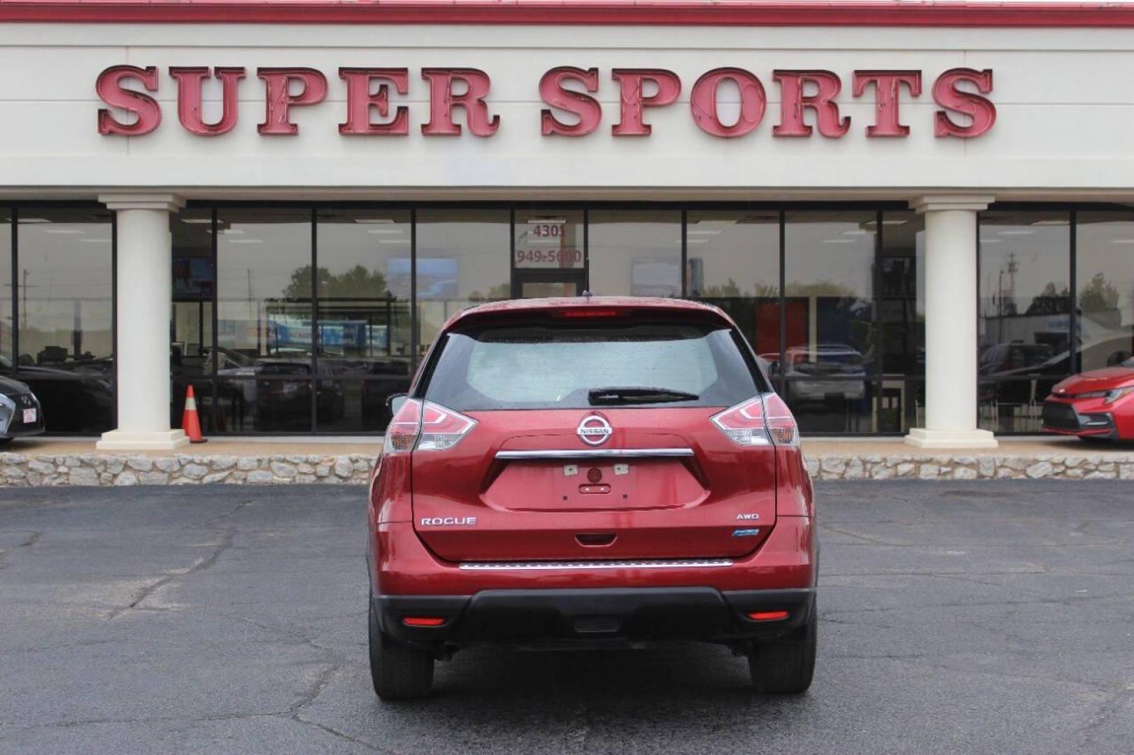 2014 Maroon Nissan Rogue S AWD (5N1AT2MV0EC) with an 2.5L L4 DOHC 16V engine, Continuously Variable Transmission transmission, located at 4301 NW 39th , Oklahoma City, OK, 73112, (405) 949-5600, 35.512135, -97.598671 - NO DRIVERS LICENCE NO-FULL COVERAGE INSURANCE-NO CREDIT CHECK. COME ON OVER TO SUPERSPORTS AND TAKE A LOOK AND TEST DRIVE. PLEASE GIVE US A CALL AT (405) 949-5600. NO LICENSIA DE MANEJAR- NO SEGURO DE COBERTURA TOTAL- NO VERIFICACCION DE CREDITO. POR FAVOR VENGAN A SUPERSPORTS, ECHE UN - Photo#4