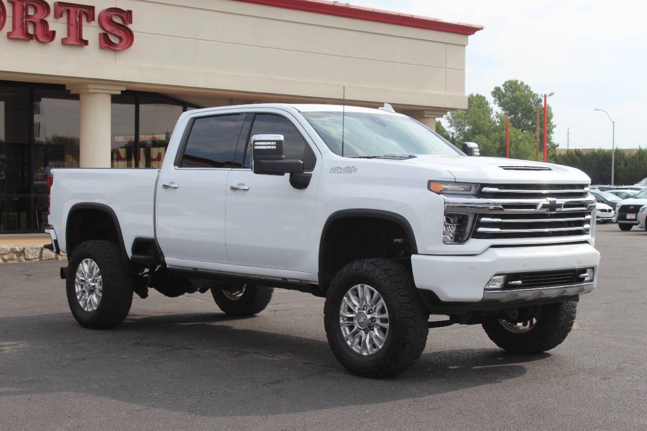 photo of 2020 Chevrolet Silverado 2500HD High Country 4x4 4dr Crew Cab SB