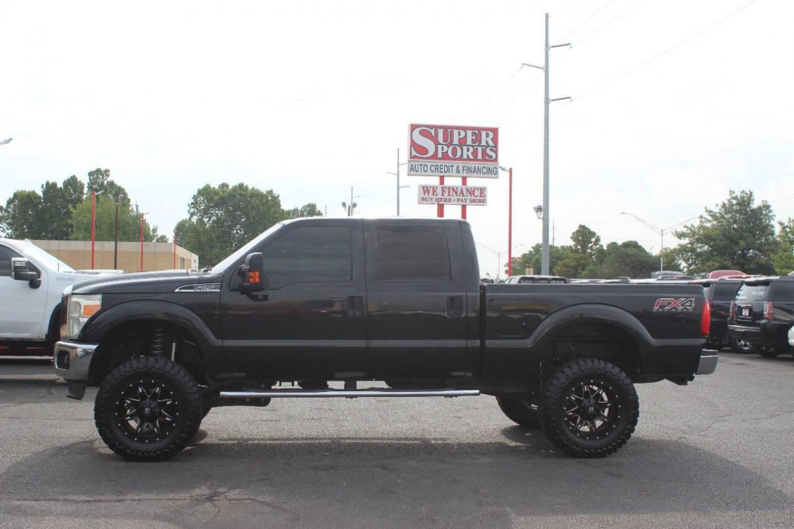 2013 Black Ford F-250 SD King Ranch Crew Cab 4WD (1FT7W2B68DE) with an 6.2L V8 OHV 16V engine, 6-Speed Automatic transmission, located at 4301 NW 39th , Oklahoma City, OK, 73112, (405) 949-5600, 35.512135, -97.598671 - NO DRIVERS LICENCE NO-FULL COVERAGE INSURANCE-NO CREDIT CHECK. COME ON OVER TO SUPERSPORTS AND TAKE A LOOK AND TEST DRIVE. PLEASE GIVE US A CALL AT (405) 949-5600. NO LICENSIA DE MANEJAR- NO SEGURO DE COBERTURA TOTAL- NO VERIFICACCION DE CREDITO. POR FAVOR VENGAN A SUPERSPORTS, ECHE UN - Photo#6