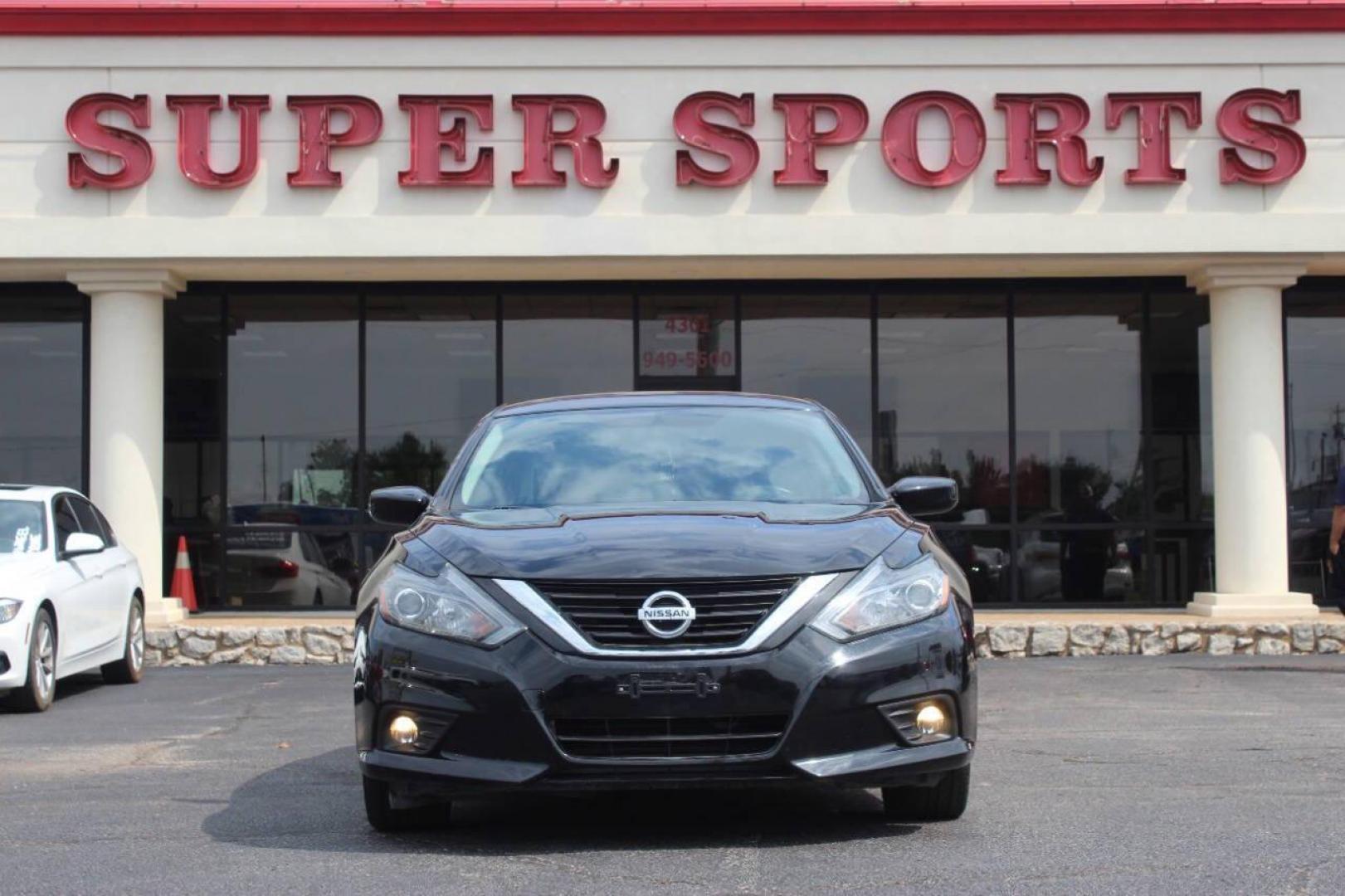 2018 Black Nissan Altima 2.5 (1N4AL3AP0JC) with an 2.5L L4 DOHC 16V engine, CVT transmission, located at 4301 NW 39th , Oklahoma City, OK, 73112, (405) 949-5600, 35.512135, -97.598671 - NO DRIVERS LICENCE NO-FULL COVERAGE INSURANCE-NO CREDIT CHECK. COME ON OVER TO SUPERSPORTS AND TAKE A LOOK AND TEST DRIVE. PLEASE GIVE US A CALL AT (405) 949-5600. NO LICENSIA DE MANEJAR- NO SEGURO DE COBERTURA TOTAL- NO VERIFICACCION DE CREDITO. POR FAVOR VENGAN A SUPERSPORTS, ECHE UN - Photo#2