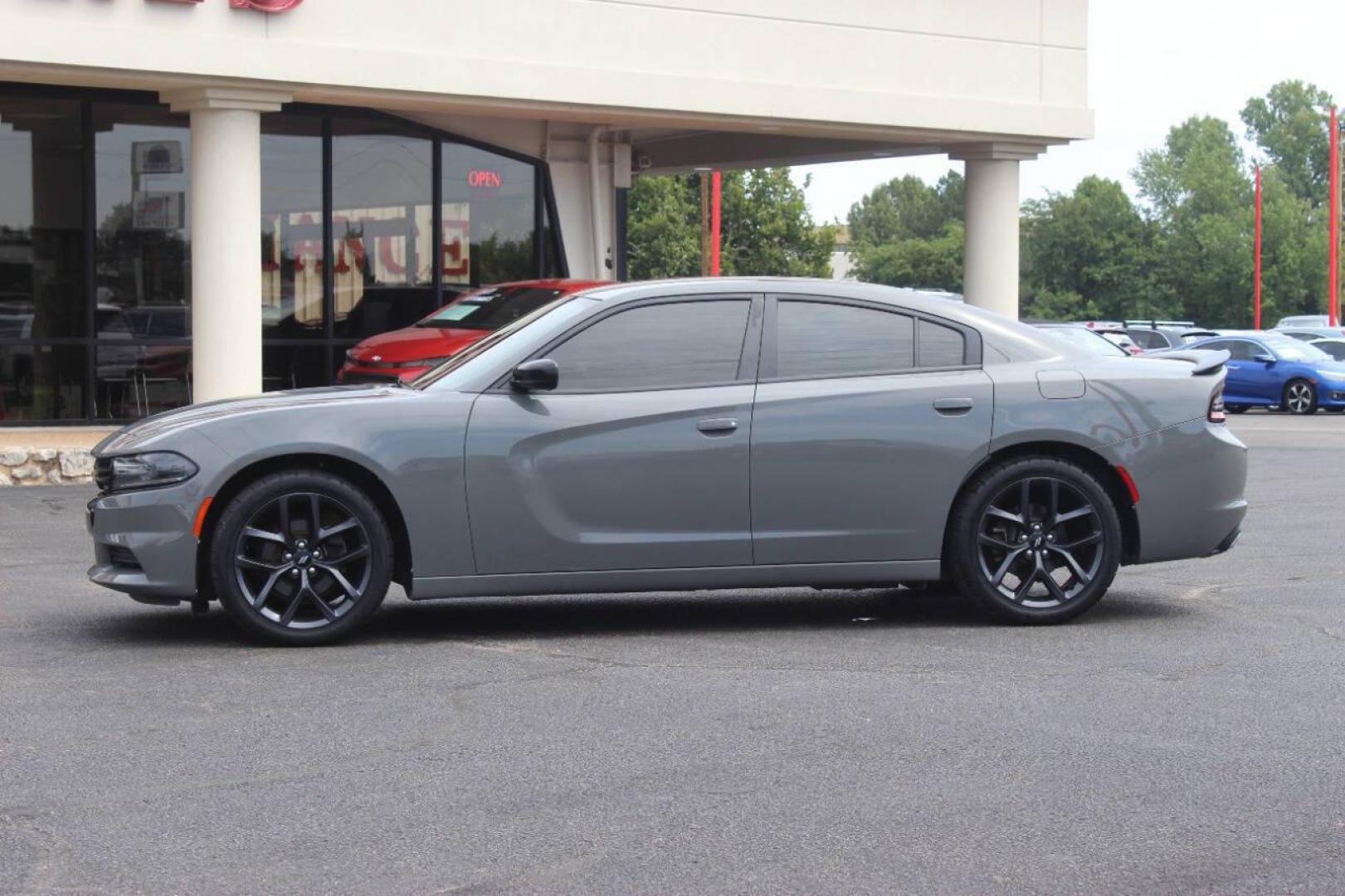 2019 Pewter Dodge Charger SXT (2C3CDXBG3KH) with an 3.6L V6 DOHC 24V engine, 8A transmission, located at 4301 NW 39th , Oklahoma City, OK, 73112, (405) 949-5600, 35.512135, -97.598671 - NO DRIVERS LICENCE NO-FULL COVERAGE INSURANCE-NO CREDIT CHECK. COME ON OVER TO SUPERSPORTS AND TAKE A LOOK AND TEST DRIVE. PLEASE GIVE US A CALL AT (405) 949-5600. NO LICENSIA DE MANEJAR- NO SEGURO DE COBERTURA TOTAL- NO VERIFICACCION DE CREDITO. POR FAVOR VENGAN A SUPERSPORTS, ECHE UN - Photo#5