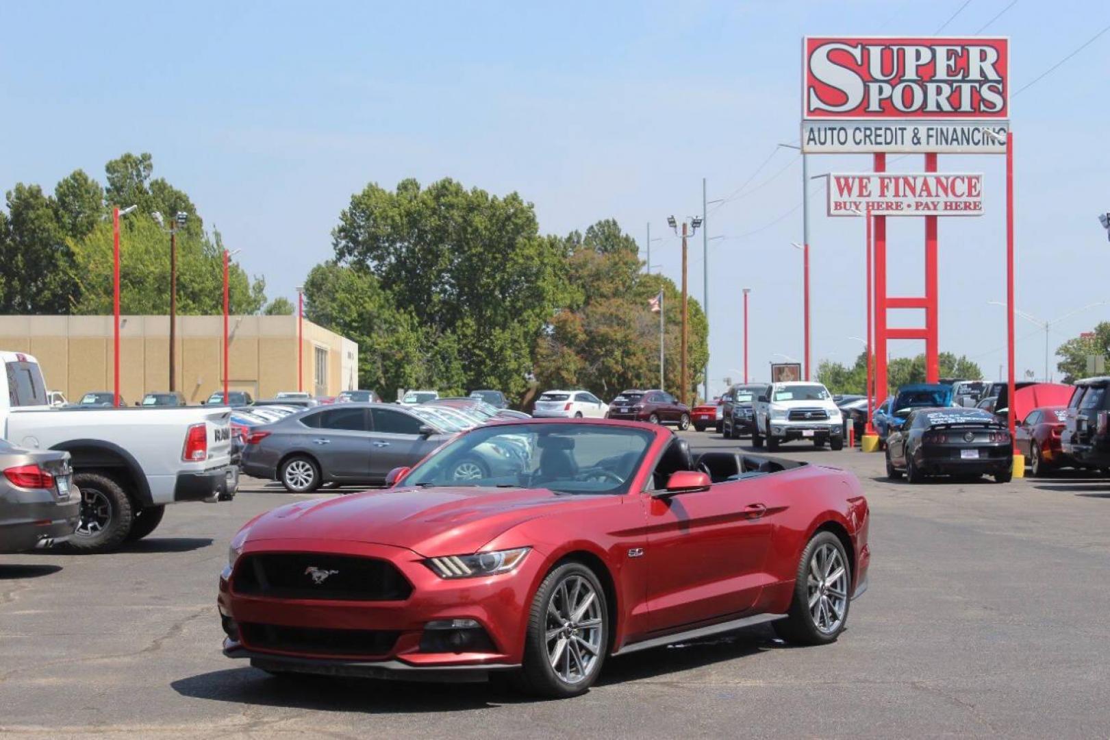 2016 Burgundy Ford Mustang GT Convertible (1FATP8FF0G5) with an 5.0L V8 DOHC 32V engine, Automatic 6-Speed transmission, located at 4301 NW 39th , Oklahoma City, OK, 73112, (405) 949-5600, 35.512135, -97.598671 - NO DRIVERS LICENCE NO-FULL COVERAGE INSURANCE-NO CREDIT CHECK. COME ON OVER TO SUPERSPORTS AND TAKE A LOOK AND TEST DRIVE. PLEASE GIVE US A CALL AT (405) 949-5600. NO LICENSIA DE MANEJAR- NO SEGURO DE COBERTURA TOTAL- NO VERIFICACCION DE CREDITO. POR FAVOR VENGAN A SUPERSPORTS, ECHE UN - Photo#10