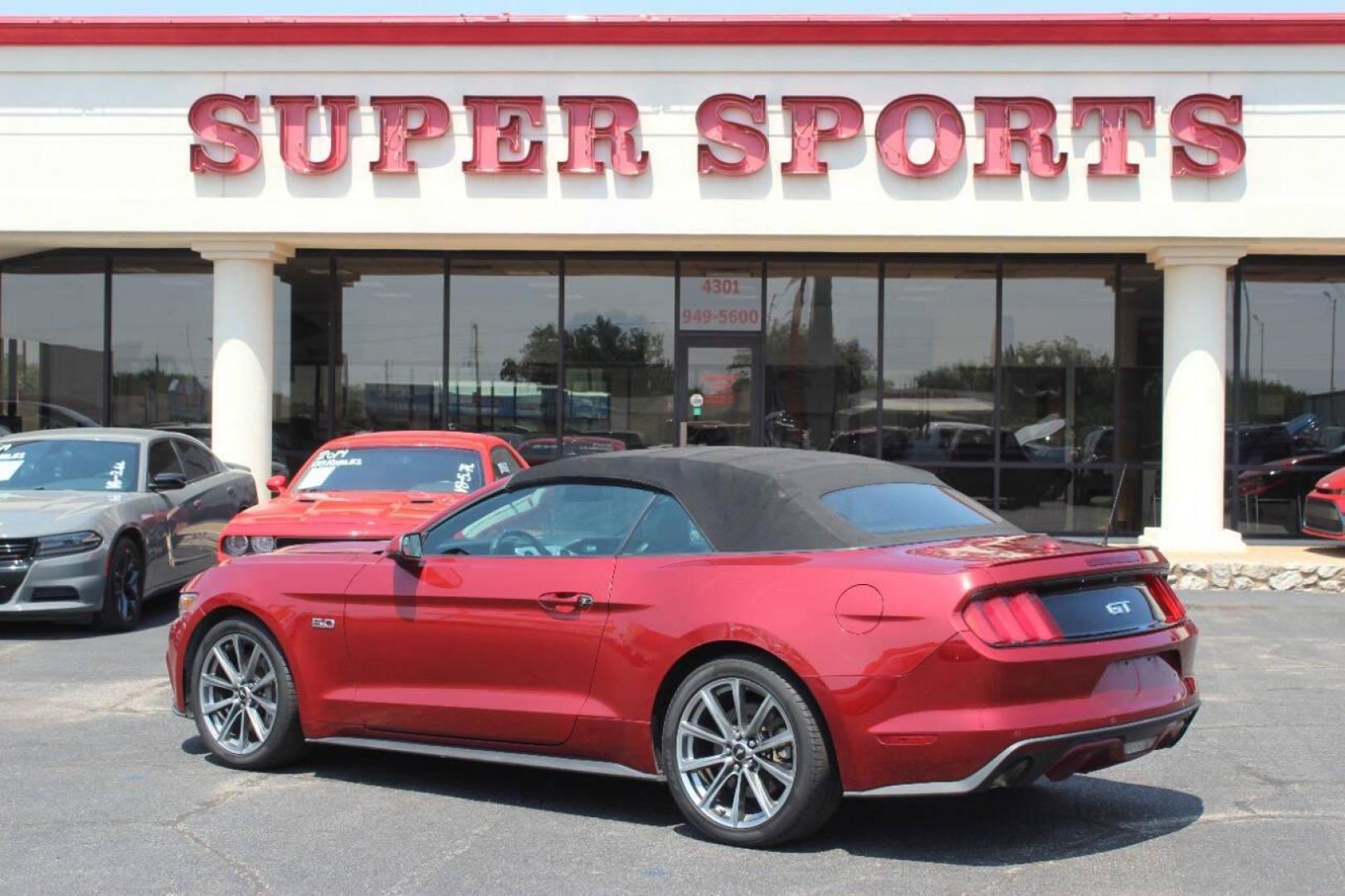 2016 Burgundy Ford Mustang GT Convertible (1FATP8FF0G5) with an 5.0L V8 DOHC 32V engine, Automatic 6-Speed transmission, located at 4301 NW 39th , Oklahoma City, OK, 73112, (405) 949-5600, 35.512135, -97.598671 - NO DRIVERS LICENCE NO-FULL COVERAGE INSURANCE-NO CREDIT CHECK. COME ON OVER TO SUPERSPORTS AND TAKE A LOOK AND TEST DRIVE. PLEASE GIVE US A CALL AT (405) 949-5600. NO LICENSIA DE MANEJAR- NO SEGURO DE COBERTURA TOTAL- NO VERIFICACCION DE CREDITO. POR FAVOR VENGAN A SUPERSPORTS, ECHE UN - Photo#6