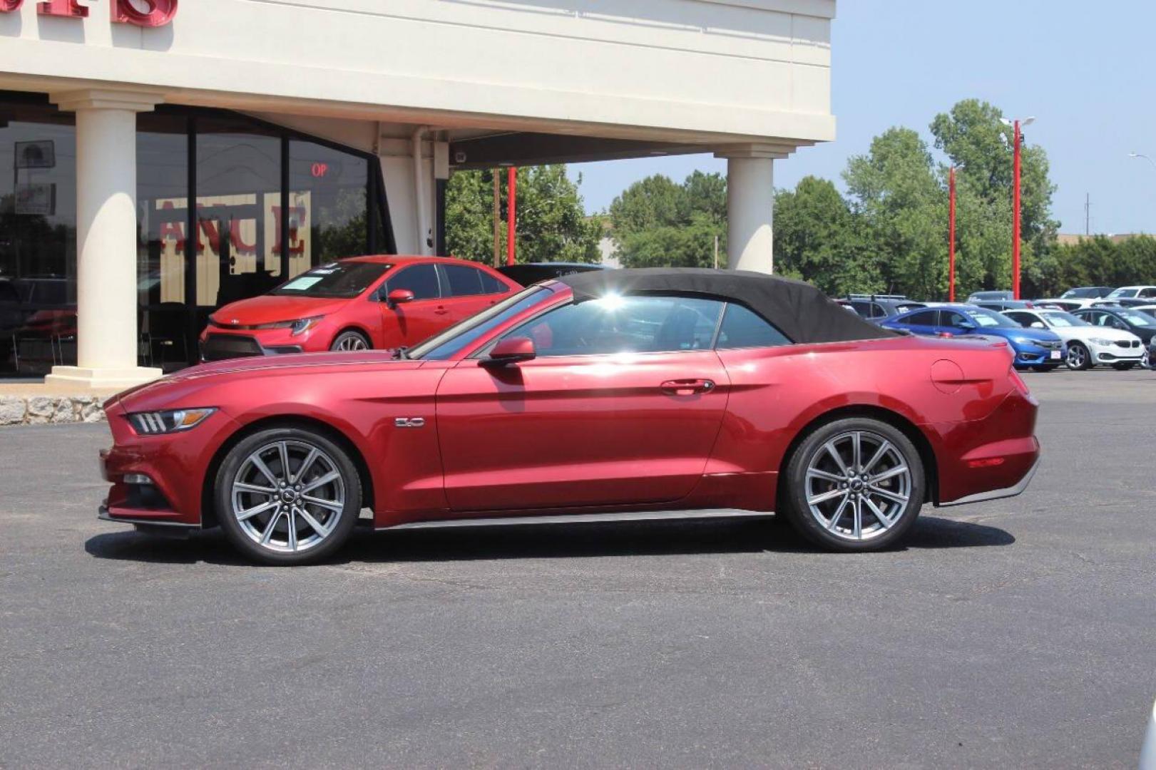 2016 Burgundy Ford Mustang GT Convertible (1FATP8FF0G5) with an 5.0L V8 DOHC 32V engine, Automatic 6-Speed transmission, located at 4301 NW 39th , Oklahoma City, OK, 73112, (405) 949-5600, 35.512135, -97.598671 - NO DRIVERS LICENCE NO-FULL COVERAGE INSURANCE-NO CREDIT CHECK. COME ON OVER TO SUPERSPORTS AND TAKE A LOOK AND TEST DRIVE. PLEASE GIVE US A CALL AT (405) 949-5600. NO LICENSIA DE MANEJAR- NO SEGURO DE COBERTURA TOTAL- NO VERIFICACCION DE CREDITO. POR FAVOR VENGAN A SUPERSPORTS, ECHE UN - Photo#7