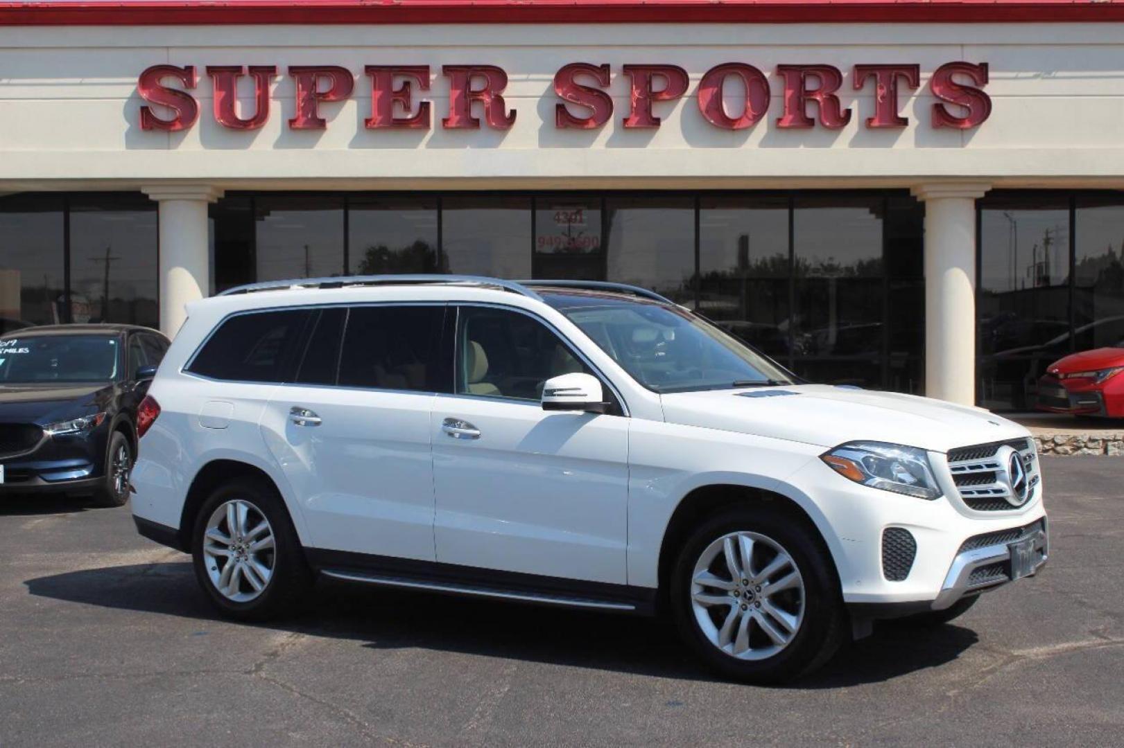 2017 White Mercedes-Benz GL-Class GL450 4MATIC (4JGDF6EE9HA) with an 3.0L V6 DOHC 24V TURBO DIESEL engine, 7A transmission, located at 4301 NW 39th , Oklahoma City, OK, 73112, (405) 949-5600, 35.512135, -97.598671 - NO DRIVERS LICENCE NO-FULL COVERAGE INSURANCE-NO CREDIT CHECK. COME ON OVER TO SUPERSPORTS AND TAKE A LOOK AND TEST DRIVE. PLEASE GIVE US A CALL AT (405) 949-5600. NO LICENSIA DE MANEJAR- NO SEGURO DE COBERTURA TOTAL- NO VERIFICACCION DE CREDITO. POR FAVOR VENGAN A SUPERSPORTS, ECHE UN - Photo#0