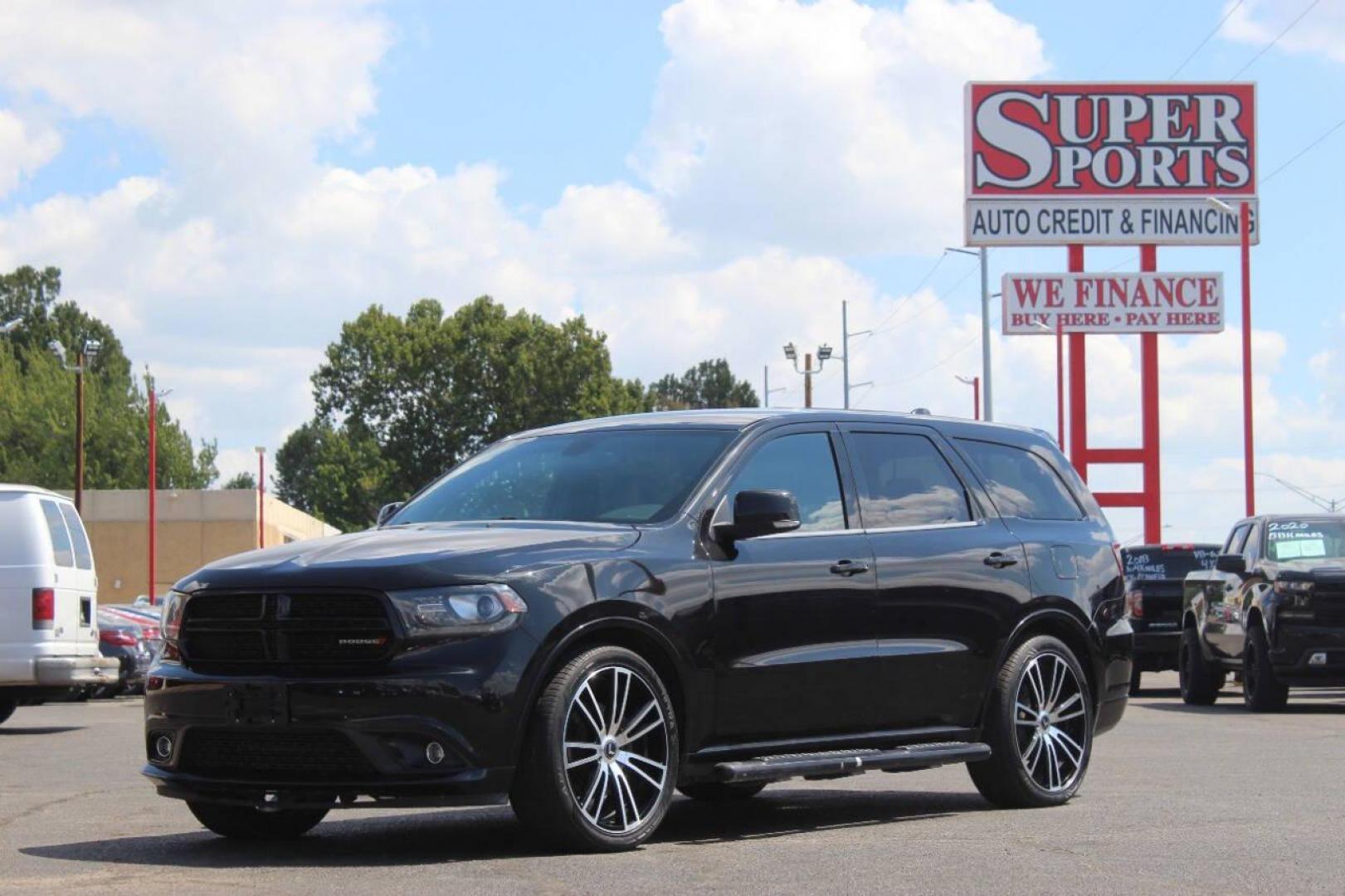 2014 Black Dodge Durango R/T AWD (1C4SDJCT1EC) with an 5.7L V8 OHV 16V engine, 8-Speed Automatic transmission, located at 4301 NW 39th , Oklahoma City, OK, 73112, (405) 949-5600, 35.512135, -97.598671 - NO DRIVERS LICENCE NO-FULL COVERAGE INSURANCE-NO CREDIT CHECK. COME ON OVER TO SUPERSPORTS AND TAKE A LOOK AND TEST DRIVE. PLEASE GIVE US A CALL AT (405) 949-5600. NO LICENSIA DE MANEJAR- NO SEGURO DE COBERTURA TOTAL- NO VERIFICACCION DE CREDITO. POR FAVOR VENGAN A SUPERSPORTS, ECHE UN - Photo#6