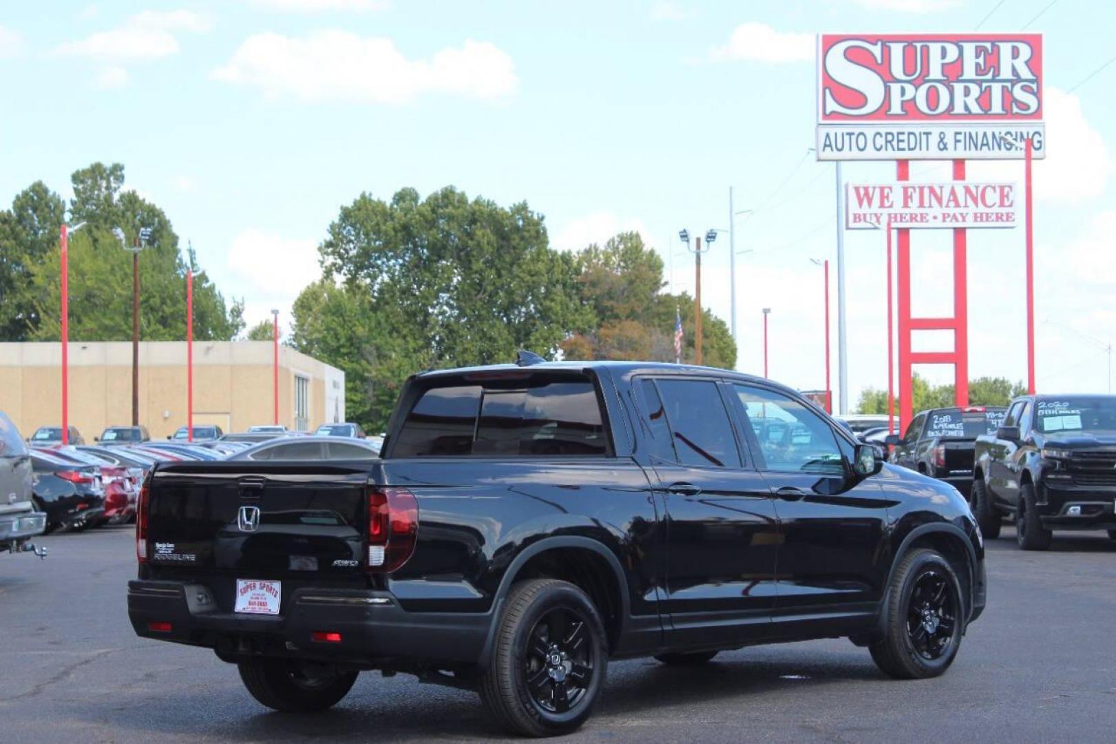 2019 Black Honda Ridgeline Black Edition AWD (5FPYK3F81KB) with an 3.5L V6 SOHC 24V engine, 6A transmission, located at 4301 NW 39th , Oklahoma City, OK, 73112, (405) 949-5600, 35.512135, -97.598671 - NO DRIVERS LICENCE NO-FULL COVERAGE INSURANCE-NO CREDIT CHECK. COME ON OVER TO SUPERSPORTS AND TAKE A LOOK AND TEST DRIVE. PLEASE GIVE US A CALL AT (405) 949-5600. NO LICENSIA DE MANEJAR- NO SEGURO DE COBERTURA TOTAL- NO VERIFICACCION DE CREDITO. POR FAVOR VENGAN A SUPERSPORTS, ECHE UN - Photo#6