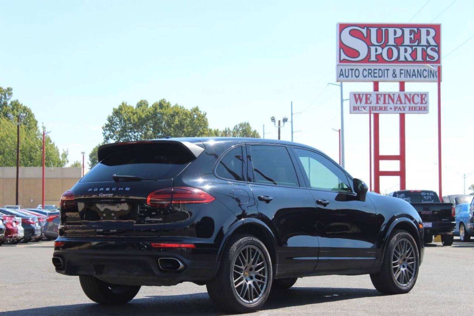 2017 Black Porsche Cayenne Base (WP1AA2A27HK) with an 3.6L V6 DOHC 24V engine, 6A transmission, located at 4301 NW 39th , Oklahoma City, OK, 73112, (405) 949-5600, 35.512135, -97.598671 - NO DRIVERS LICENCE NO-FULL COVERAGE INSURANCE-NO CREDIT CHECK. COME ON OVER TO SUPERSPORTS AND TAKE A LOOK AND TEST DRIVE. PLEASE GIVE US A CALL AT (405) 949-5600. NO LICENSIA DE MANEJAR- NO SEGURO DE COBERTURA TOTAL- NO VERIFICACCION DE CREDITO. POR FAVOR VENGAN A SUPERSPORTS, ECHE UN - Photo#3