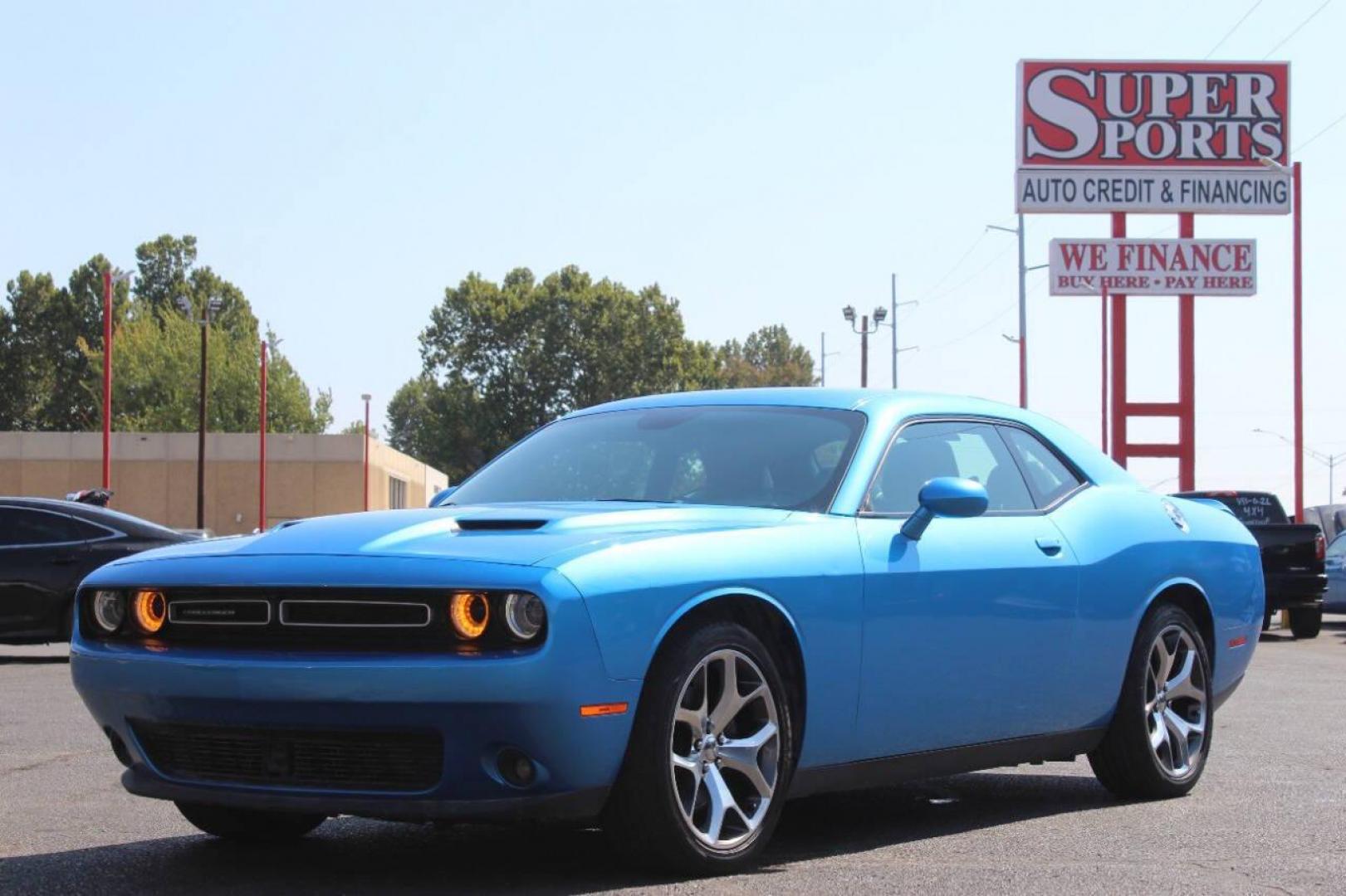 2016 Blue Dodge Challenger SXT (2C3CDZAG5GH) with an 3.6L V6 DOHC 24V engine, 5A transmission, located at 4301 NW 39th , Oklahoma City, OK, 73112, (405) 949-5600, 35.512135, -97.598671 - NO DRIVERS LICENCE NO-FULL COVERAGE INSURANCE-NO CREDIT CHECK. COME ON OVER TO SUPERSPORTS AND TAKE A LOOK AND TEST DRIVE. PLEASE GIVE US A CALL AT (405) 949-5600. NO LICENSIA DE MANEJAR- NO SEGURO DE COBERTURA TOTAL- NO VERIFICACCION DE CREDITO. POR FAVOR VENGAN A SUPERSPORTS, ECHE UN - Photo#6