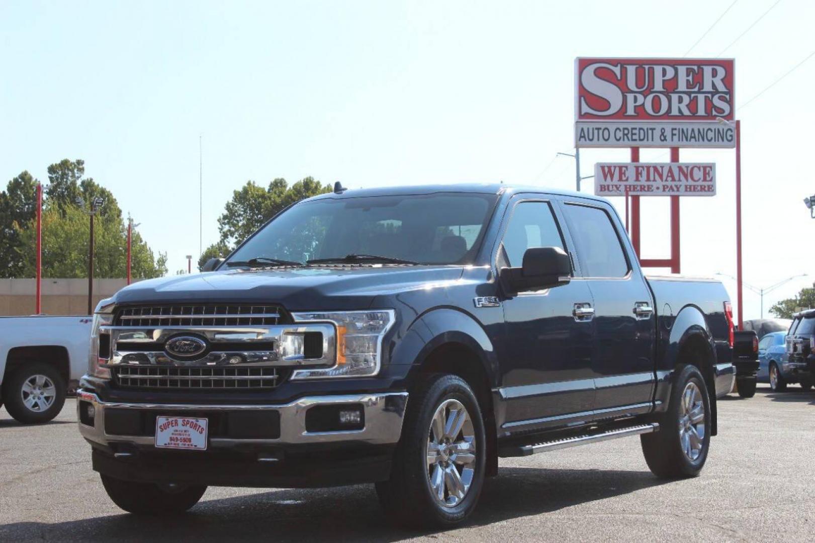 2018 Blue Ford F-150 XLT SuperCrew 5.5-ft. Bed 4WD (1FTEW1EG7JF) with an 3.5L V6 TURBO engine, 6A transmission, located at 4301 NW 39th , Oklahoma City, OK, 73112, (405) 949-5600, 35.512135, -97.598671 - NO DRIVERS LICENCE NO-FULL COVERAGE INSURANCE-NO CREDIT CHECK. COME ON OVER TO SUPERSPORTS AND TAKE A LOOK AND TEST DRIVE. PLEASE GIVE US A CALL AT (405) 949-5600. NO LICENSIA DE MANEJAR- NO SEGURO DE COBERTURA TOTAL- NO VERIFICACCION DE CREDITO. POR FAVOR VENGAN A SUPERSPORTS, ECHE UN - Photo#6