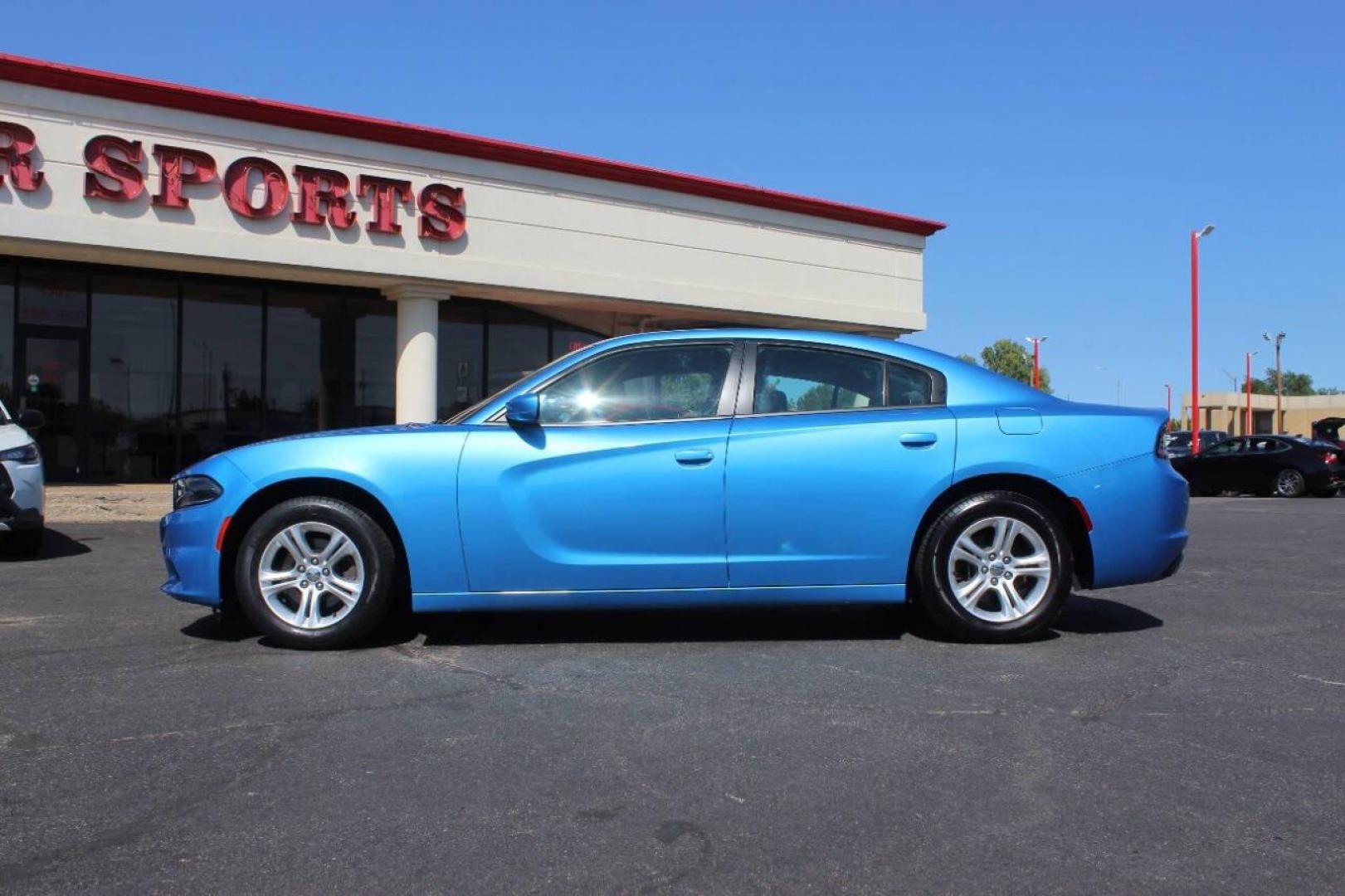 2019 Blue Dodge Charger SXT (2C3CDXBG1KH) with an 3.6L V6 DOHC 24V engine, 8A transmission, located at 4301 NW 39th , Oklahoma City, OK, 73112, (405) 949-5600, 35.512135, -97.598671 - NO DRIVERS LICENCE NO-FULL COVERAGE INSURANCE-NO CREDIT CHECK. COME ON OVER TO SUPERSPORTS AND TAKE A LOOK AND TEST DRIVE. PLEASE GIVE US A CALL AT (405) 949-5600. NO LICENSIA DE MANEJAR- NO SEGURO DE COBERTURA TOTAL- NO VERIFICACCION DE CREDITO. POR FAVOR VENGAN A SUPERSPORTS, ECHE UN - Photo#5