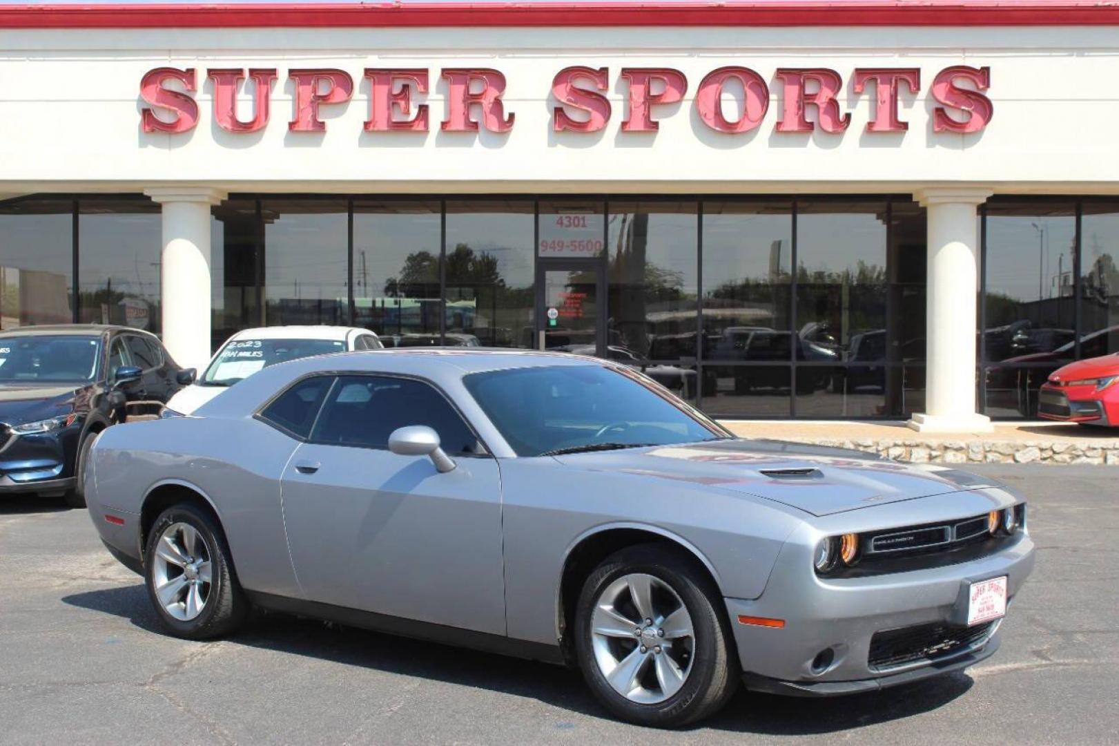 2017 Silver Dodge Challenger SXT (2C3CDZAG4HH) with an 3.6L V6 DOHC 24V engine, 8A transmission, located at 4301 NW 39th , Oklahoma City, OK, 73112, (405) 949-5600, 35.512135, -97.598671 - NO DRIVERS LICENCE NO-FULL COVERAGE INSURANCE-NO CREDIT CHECK. COME ON OVER TO SUPERSPORTS AND TAKE A LOOK AND TEST DRIVE. PLEASE GIVE US A CALL AT (405) 949-5600. NO LICENSIA DE MANEJAR- NO SEGURO DE COBERTURA TOTAL- NO VERIFICACCION DE CREDITO. POR FAVOR VENGAN A SUPERSPORTS, ECHE UN - Photo#0