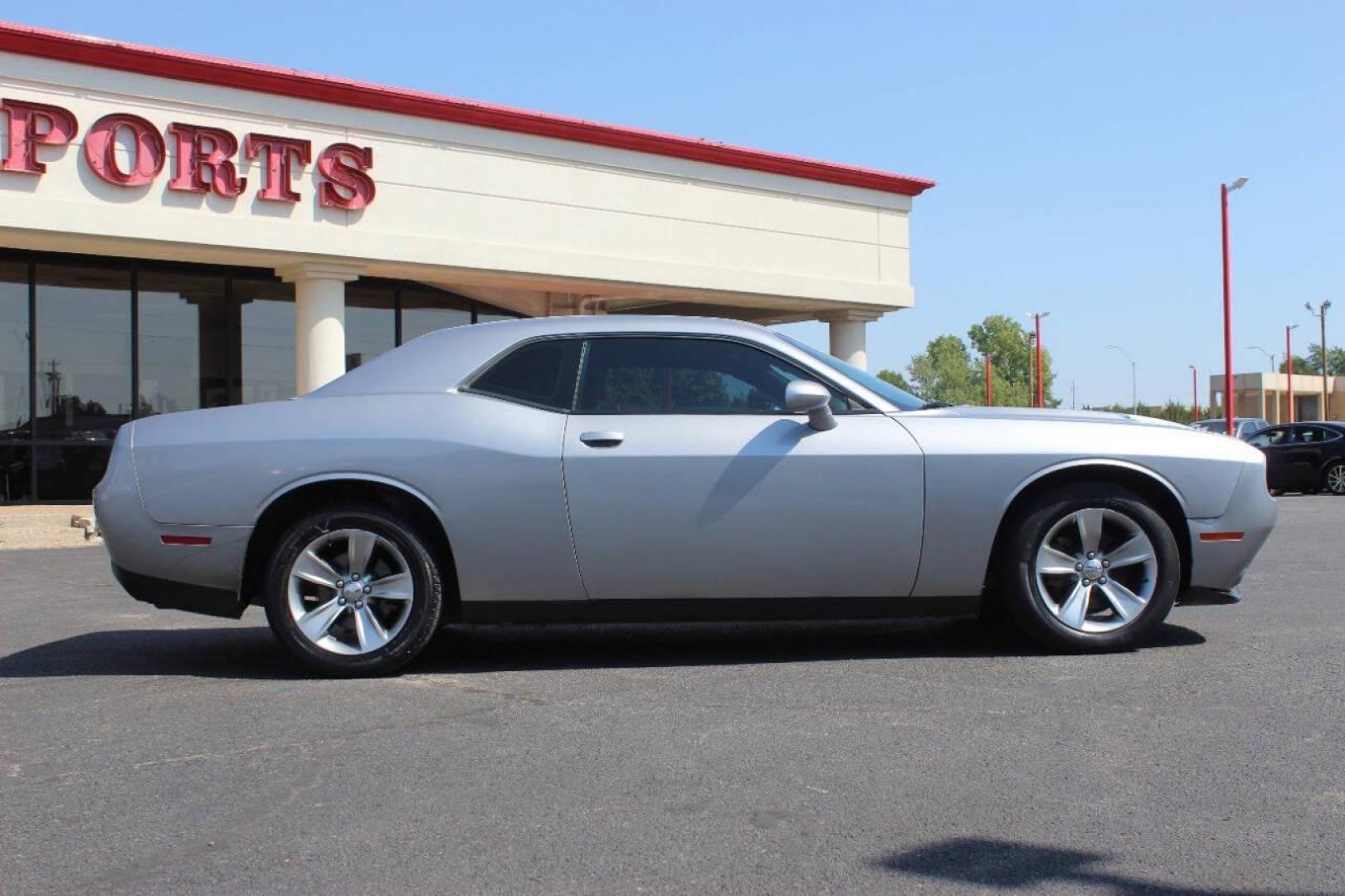 2017 Silver Dodge Challenger SXT (2C3CDZAG4HH) with an 3.6L V6 DOHC 24V engine, 8A transmission, located at 4301 NW 39th , Oklahoma City, OK, 73112, (405) 949-5600, 35.512135, -97.598671 - NO DRIVERS LICENCE NO-FULL COVERAGE INSURANCE-NO CREDIT CHECK. COME ON OVER TO SUPERSPORTS AND TAKE A LOOK AND TEST DRIVE. PLEASE GIVE US A CALL AT (405) 949-5600. NO LICENSIA DE MANEJAR- NO SEGURO DE COBERTURA TOTAL- NO VERIFICACCION DE CREDITO. POR FAVOR VENGAN A SUPERSPORTS, ECHE UN - Photo#2