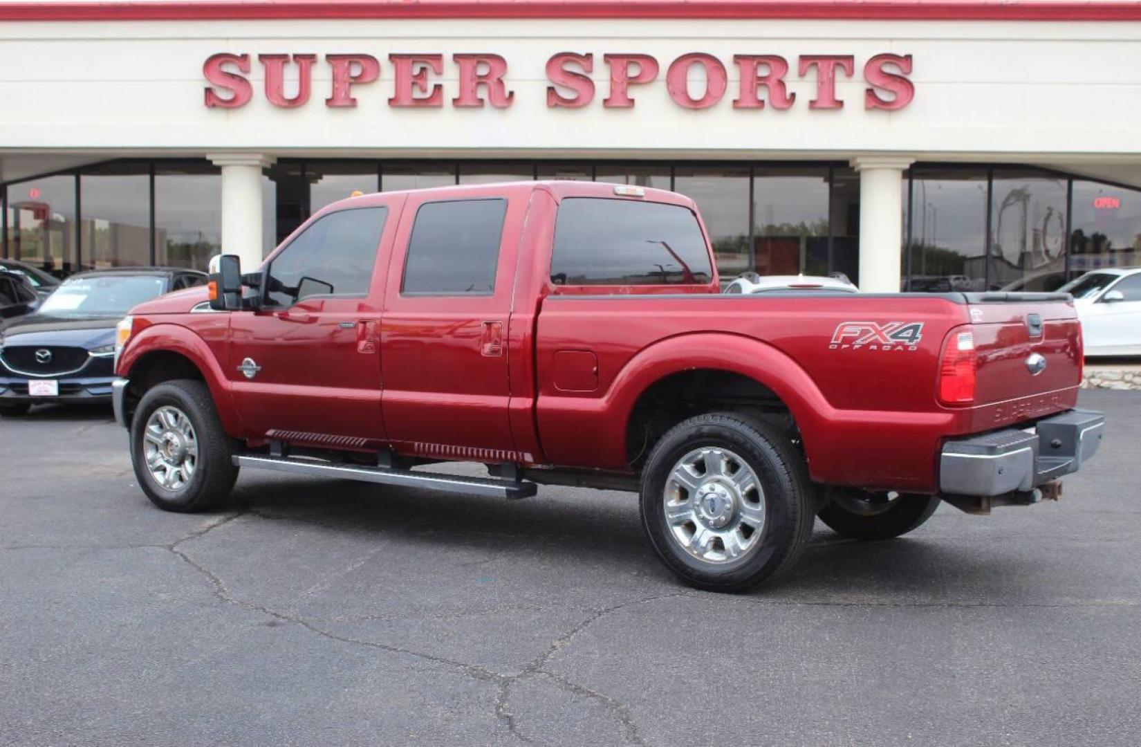 2015 Red Ford F-250 SD King Ranch Crew Cab 4WD (1FT7W2BT3FE) with an 6.7L V8 OHV 16V DIESEL engine, 6-Speed Automatic transmission, located at 4301 NW 39th , Oklahoma City, OK, 73112, (405) 949-5600, 35.512135, -97.598671 - Photo#4