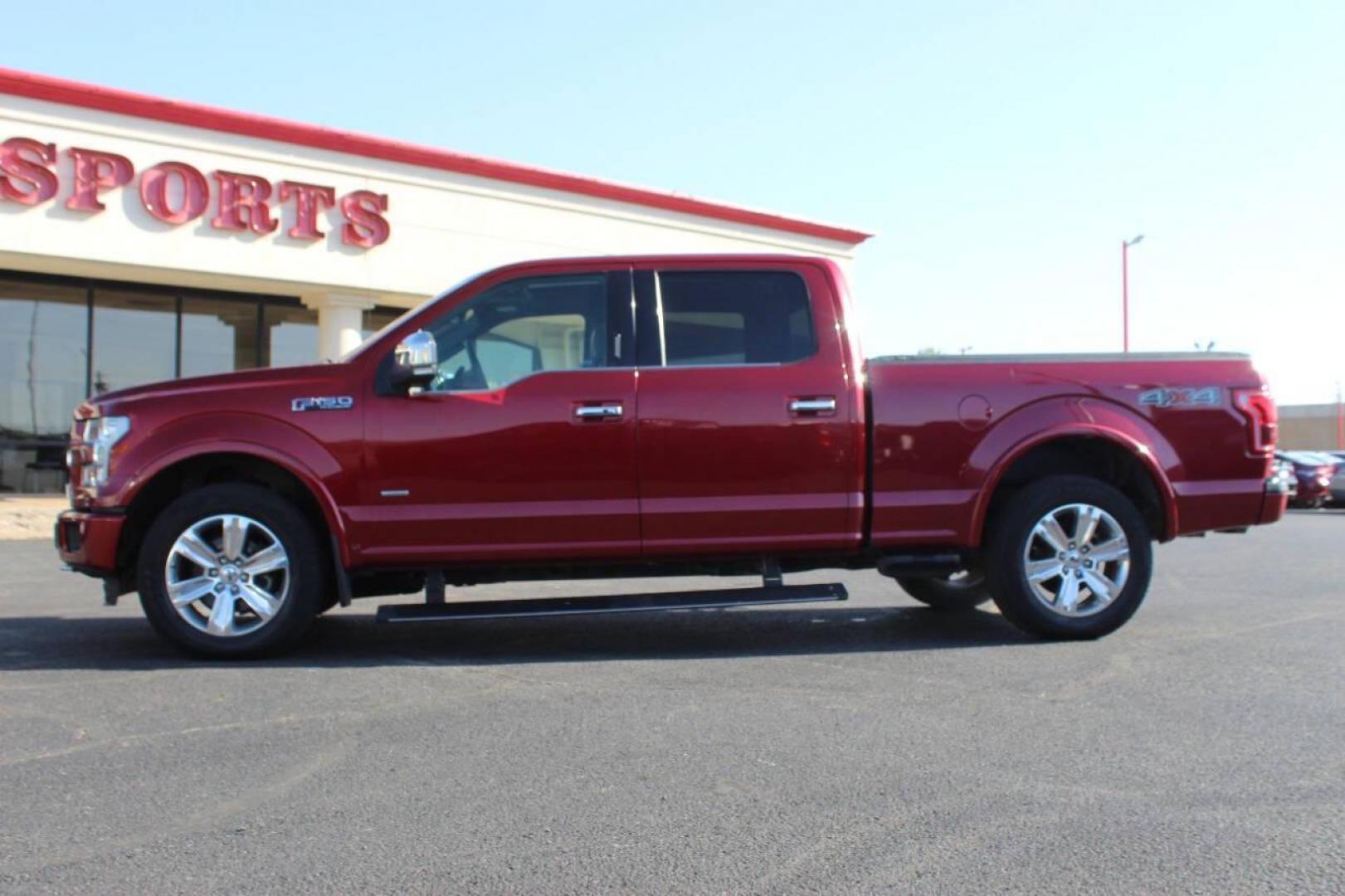 2015 Red Ford F-150 XL SuperCrew 6.5-ft. Bed 4WD (1FTFW1EGXFF) with an 3.5 V6 engine, 6-Speed Automatic transmission, located at 4301 NW 39th , Oklahoma City, OK, 73112, (405) 949-5600, 35.512135, -97.598671 - NO DRIVERS LICENCE NO-FULL COVERAGE INSURANCE-NO CREDIT CHECK. COME ON OVER TO SUPERSPORTS AND TAKE A LOOK AND TEST DRIVE. PLEASE GIVE US A CALL AT (405) 949-5600. NO LICENSIA DE MANEJAR- NO SEGURO DE COBERTURA TOTAL- NO VERIFICACCION DE CREDITO. POR FAVOR VENGAN A SUPERSPORTS, ECHE UN - Photo#5