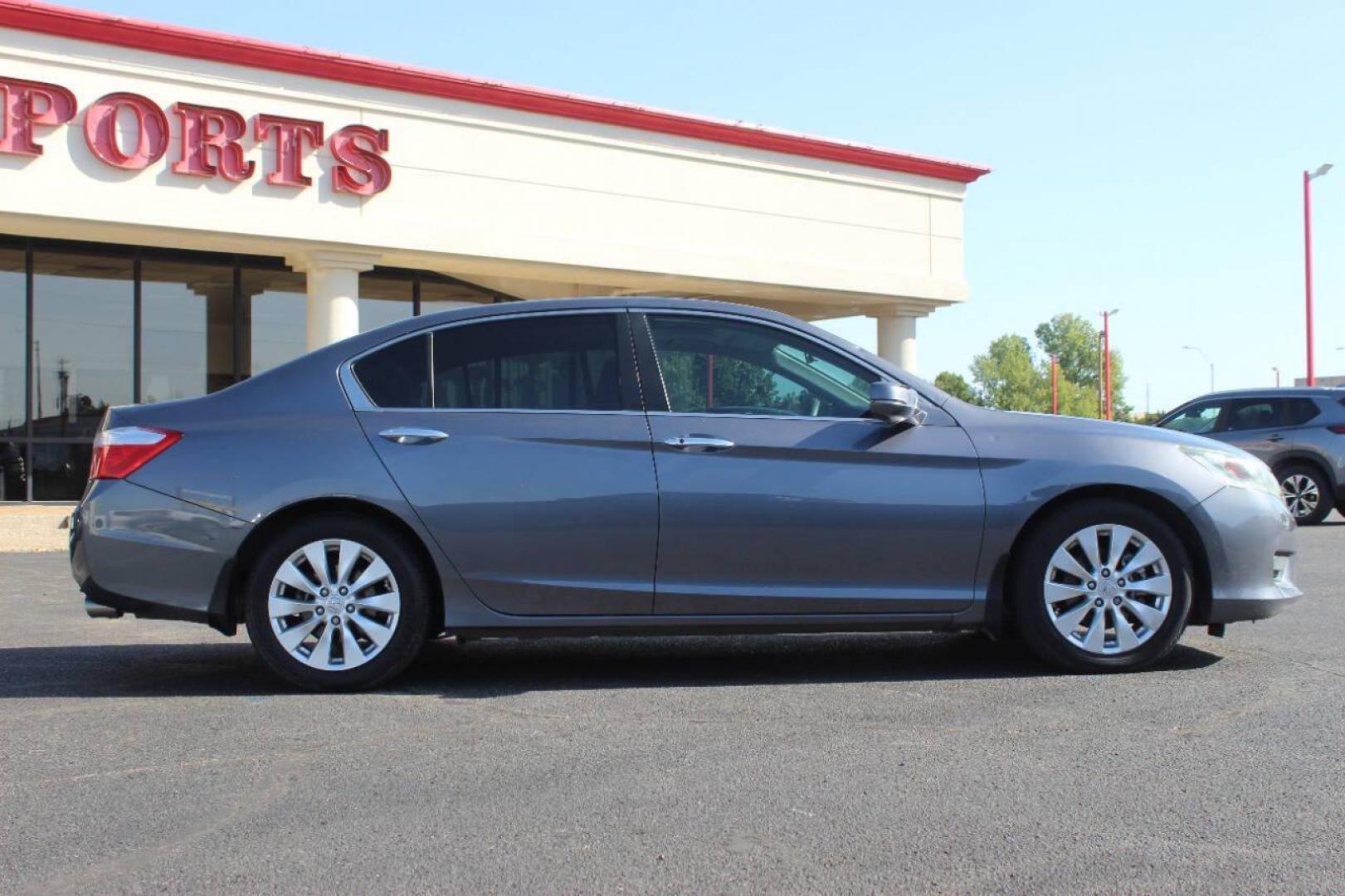 2015 Gray Honda Accord EX Sedan CVT (1HGCR2F7XFA) with an 2.4L L4 DOHC 16V engine, Continuously Variable Transmission transmission, located at 4301 NW 39th , Oklahoma City, OK, 73112, (405) 949-5600, 35.512135, -97.598671 - Photo#2