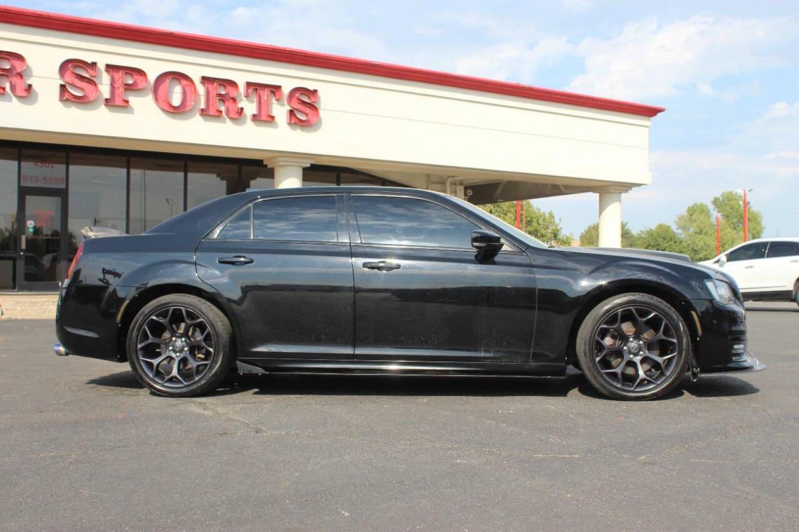 2019 Black Chrysler 300 S RWD (2C3CCABTXKH) with an 5.7L V8 OHV 16V engine, 8A transmission, located at 4301 NW 39th , Oklahoma City, OK, 73112, (405) 949-5600, 35.512135, -97.598671 - NO DRIVERS LICENCE NO-FULL COVERAGE INSURANCE-NO CREDIT CHECK. COME ON OVER TO SUPERSPORTS AND TAKE A LOOK AND TEST DRIVE. PLEASE GIVE US A CALL AT (405) 949-5600. NO LICENSIA DE MANEJAR- NO SEGURO DE COBERTURA TOTAL- NO VERIFICACCION DE CREDITO. POR FAVOR VENGAN A SUPERSPORTS, ECHE UN - Photo#2