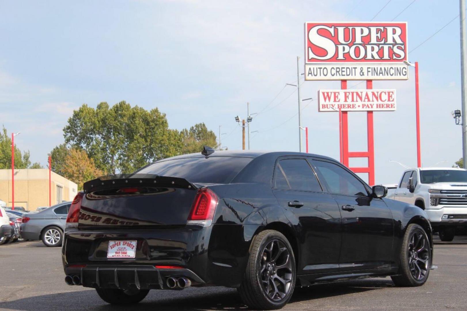 2019 Black Chrysler 300 S RWD (2C3CCABTXKH) with an 5.7L V8 OHV 16V engine, 8A transmission, located at 4301 NW 39th , Oklahoma City, OK, 73112, (405) 949-5600, 35.512135, -97.598671 - NO DRIVERS LICENCE NO-FULL COVERAGE INSURANCE-NO CREDIT CHECK. COME ON OVER TO SUPERSPORTS AND TAKE A LOOK AND TEST DRIVE. PLEASE GIVE US A CALL AT (405) 949-5600. NO LICENSIA DE MANEJAR- NO SEGURO DE COBERTURA TOTAL- NO VERIFICACCION DE CREDITO. POR FAVOR VENGAN A SUPERSPORTS, ECHE UN - Photo#3