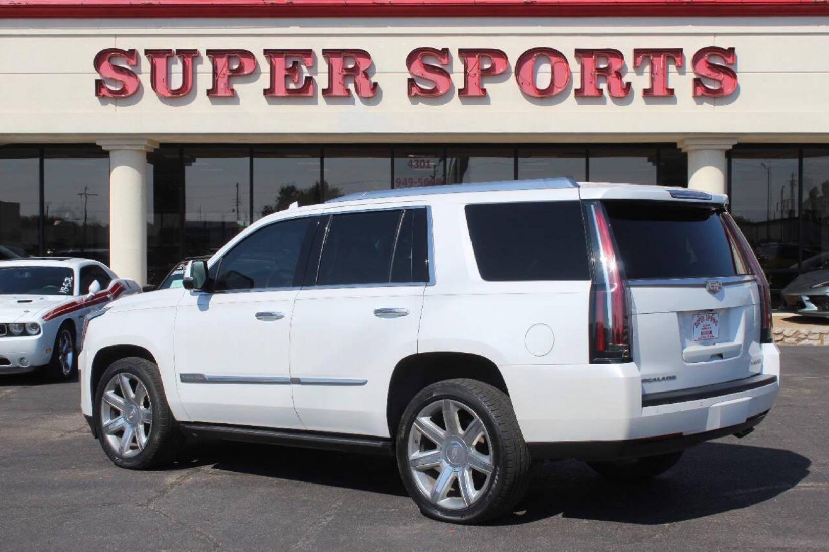 2016 White Cadillac Escalade Premium 4WD (1GYS4CKJXGR) with an 6.2L V8 OHV 16V FFV engine, 6A transmission, located at 4301 NW 39th , Oklahoma City, OK, 73112, (405) 949-5600, 35.512135, -97.598671 - Photo#4