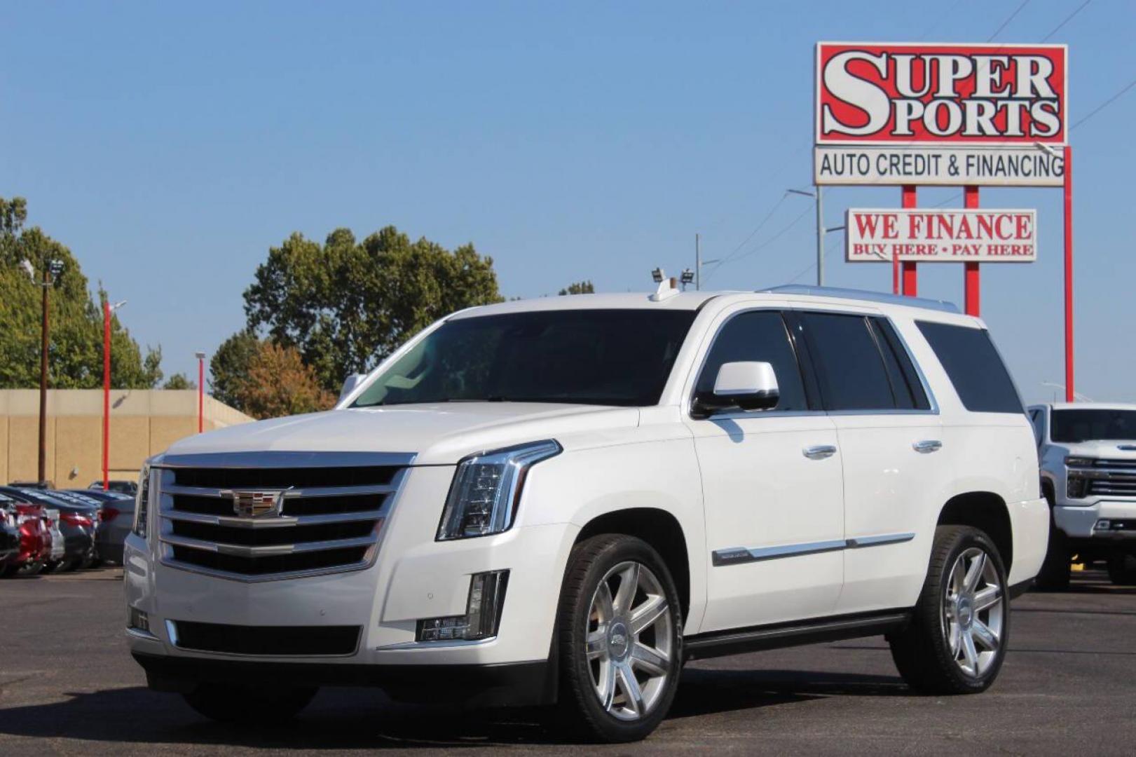 2016 White Cadillac Escalade Premium 4WD (1GYS4CKJXGR) with an 6.2L V8 OHV 16V FFV engine, 6A transmission, located at 4301 NW 39th , Oklahoma City, OK, 73112, (405) 949-5600, 35.512135, -97.598671 - Photo#6