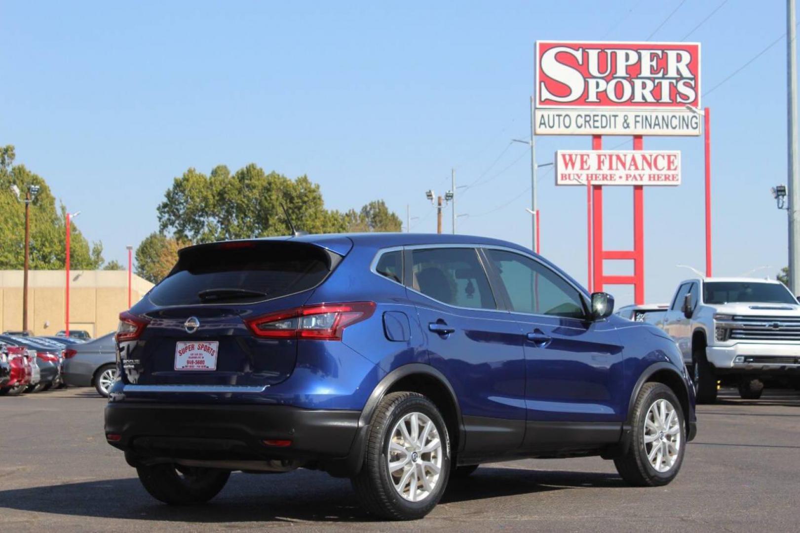 2020 Blue Nissan Rogue Sport S (JN1BJ1CV3LW) with an 2.0L L4 DOHC 16V engine, CVT transmission, located at 4301 NW 39th , Oklahoma City, OK, 73112, (405) 949-5600, 35.512135, -97.598671 - NO DRIVERS LICENCE NO-FULL COVERAGE INSURANCE-NO CREDIT CHECK. COME ON OVER TO SUPERSPORTS AND TAKE A LOOK AND TEST DRIVE. PLEASE GIVE US A CALL AT (405) 949-5600. NO LICENSIA DE MANEJAR- NO SEGURO DE COBERTURA TOTAL- NO VERIFICACCION DE CREDITO. POR FAVOR VENGAN A SUPERSPORTS, ECHE UN - Photo#3